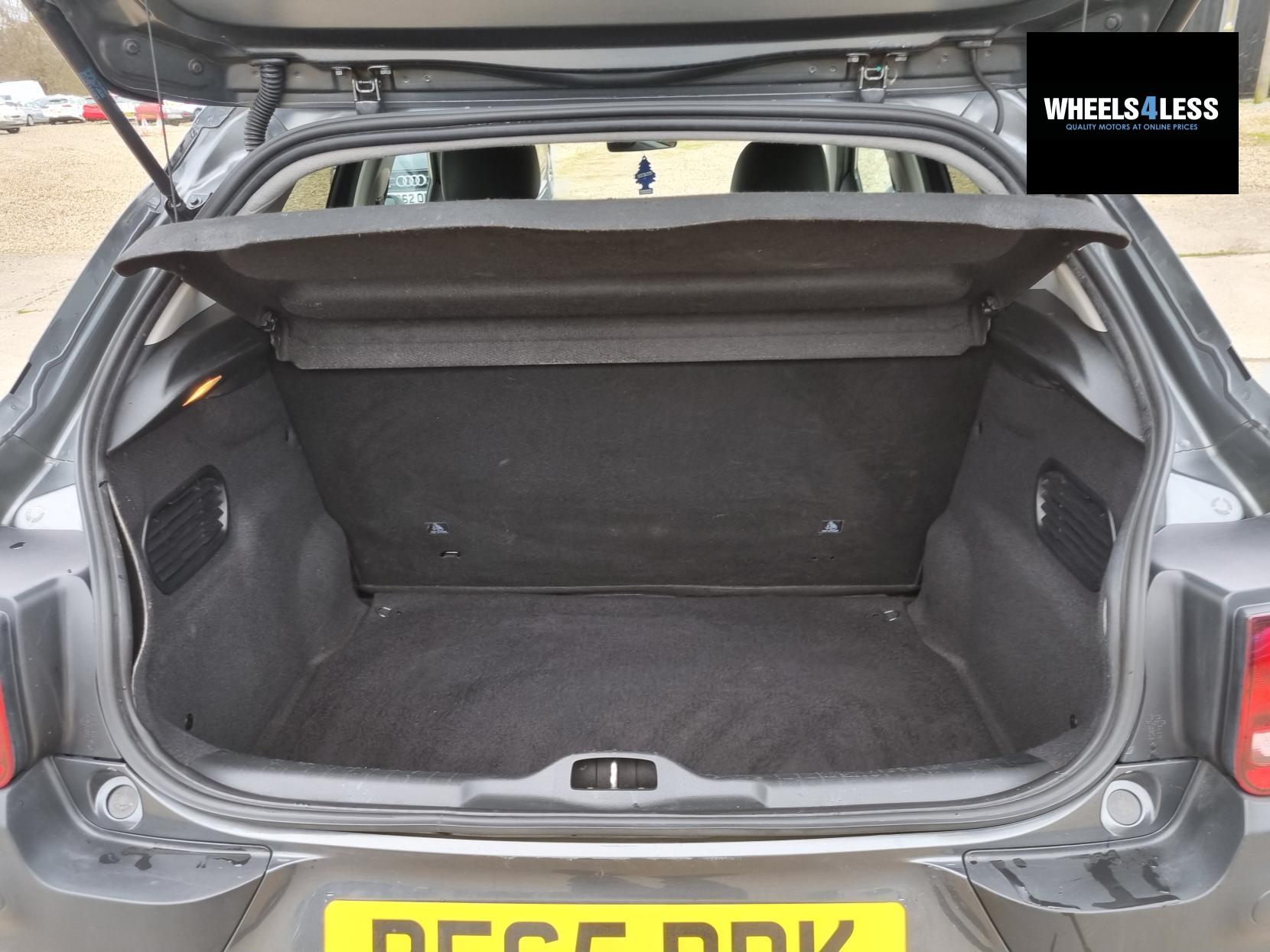 Citroen C4 Cactus 1.6 BlueHDi Flair Hatchback 5dr Diesel Manual Euro 6 (s/s) (100 ps)