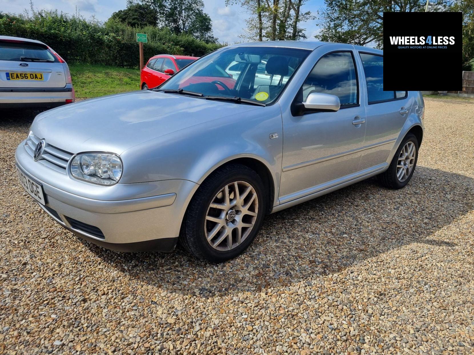 Volkswagen Golf 2.3 VR5 5dr