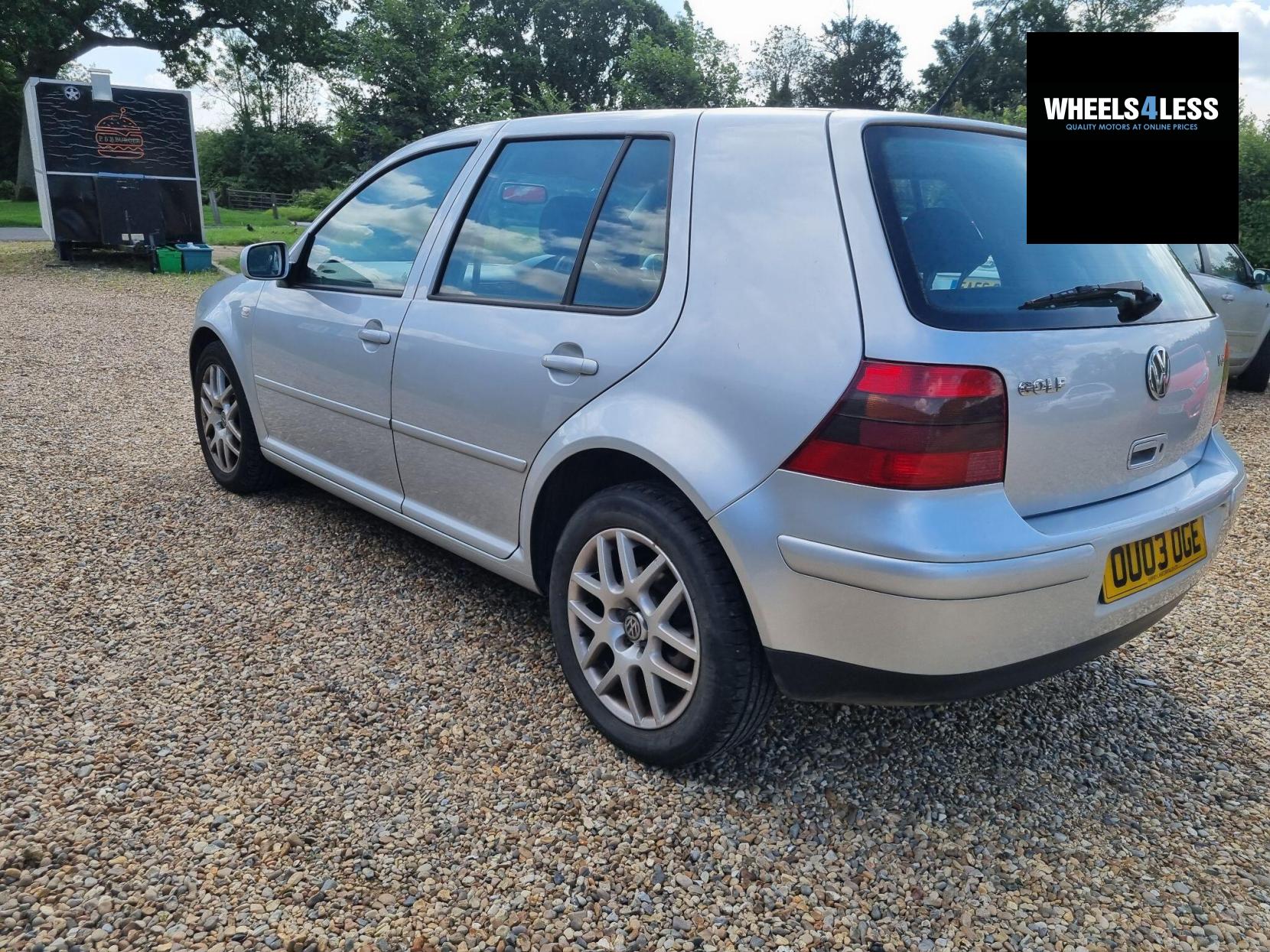 Volkswagen Golf 2.3 VR5 5dr