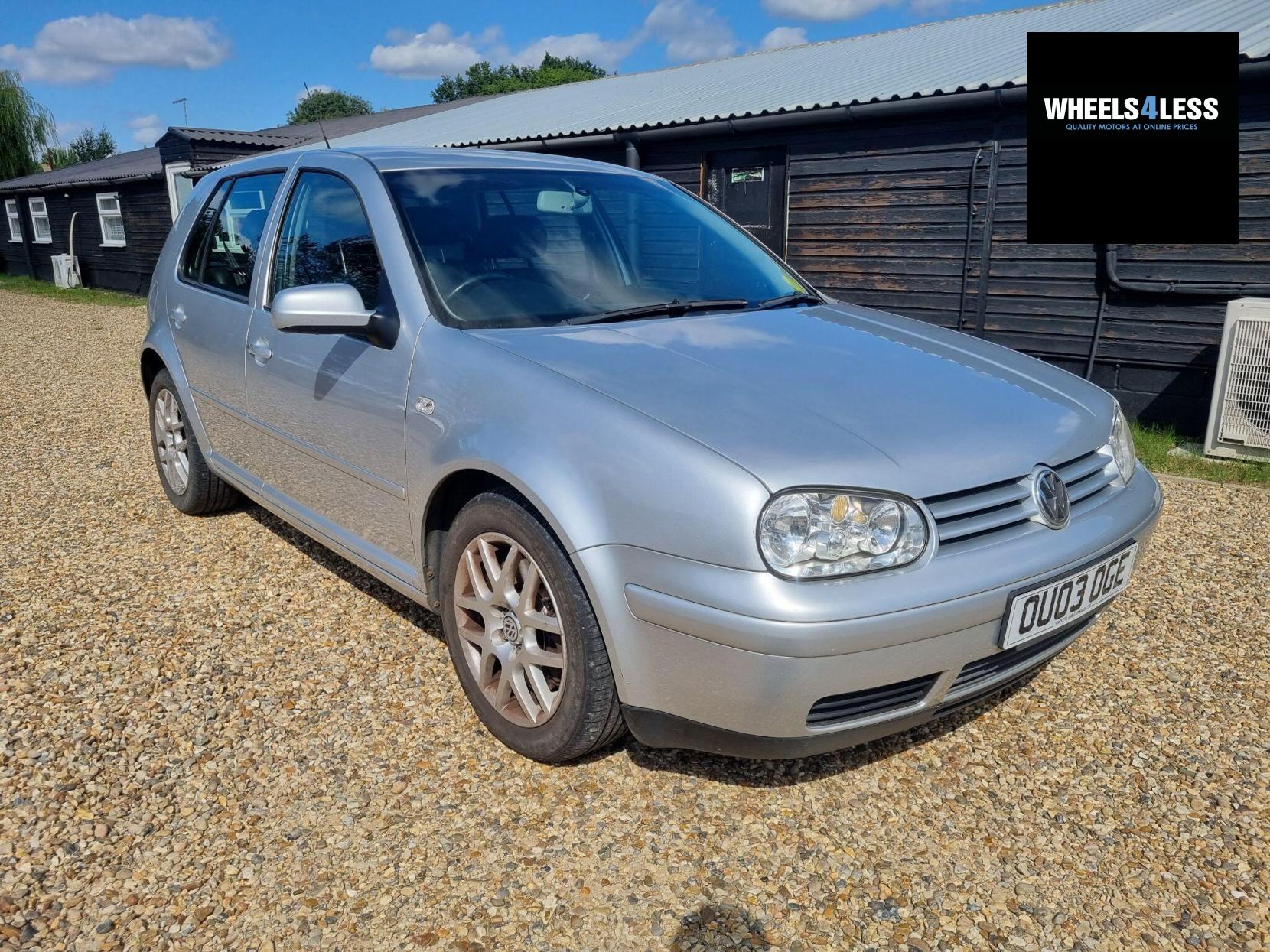 Volkswagen Golf 2.3 VR5 5dr