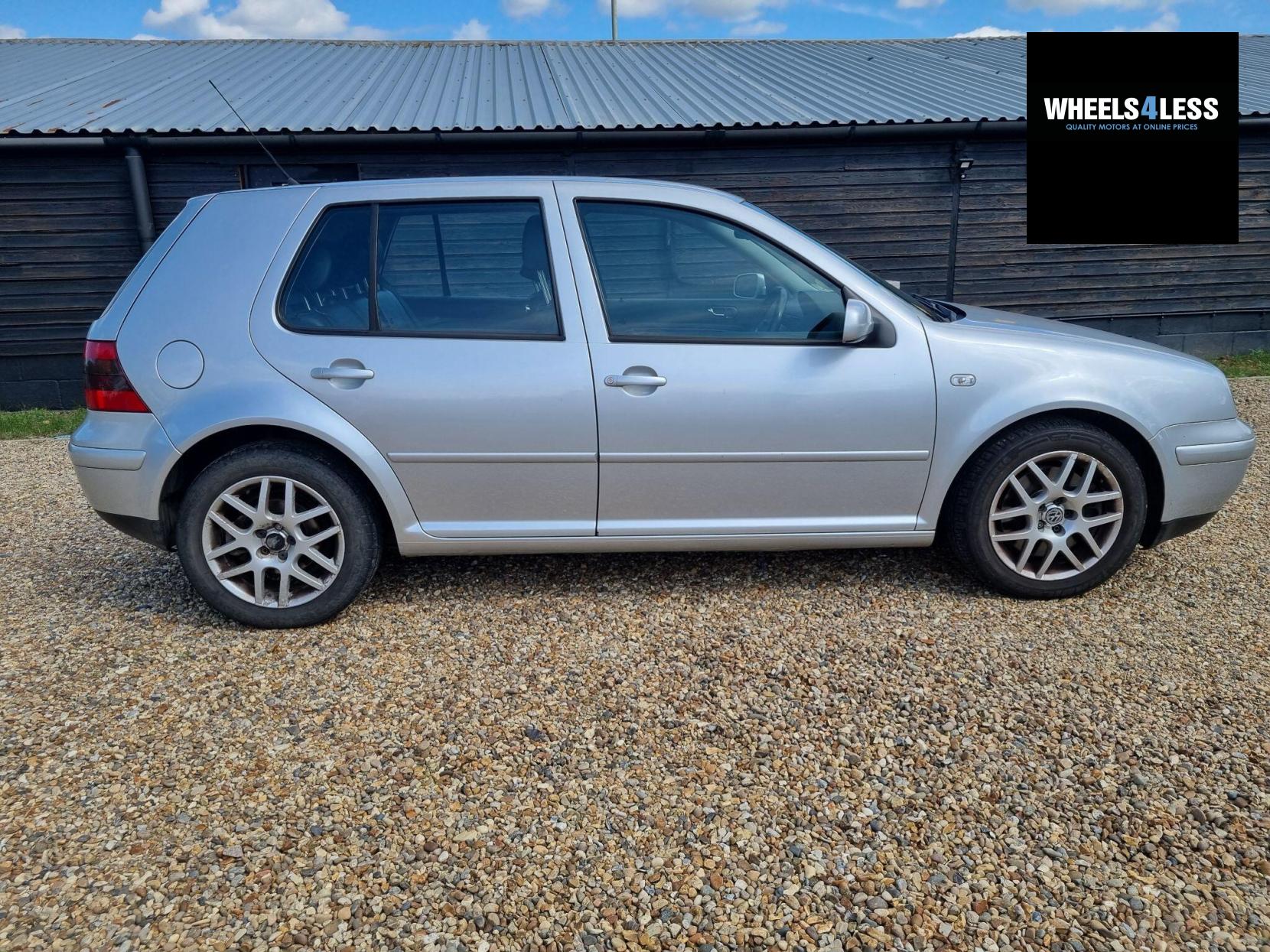 Volkswagen Golf 2.3 VR5 5dr