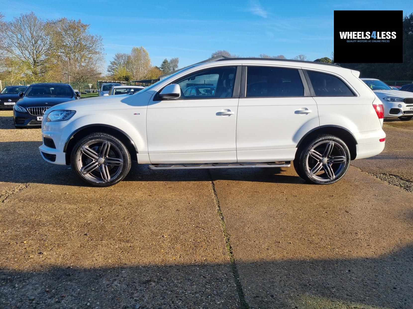 Audi Q7 3.0 TDI V6 S line Plus SUV 5dr Diesel Tiptronic quattro Euro 5 (s/s) (245 ps)