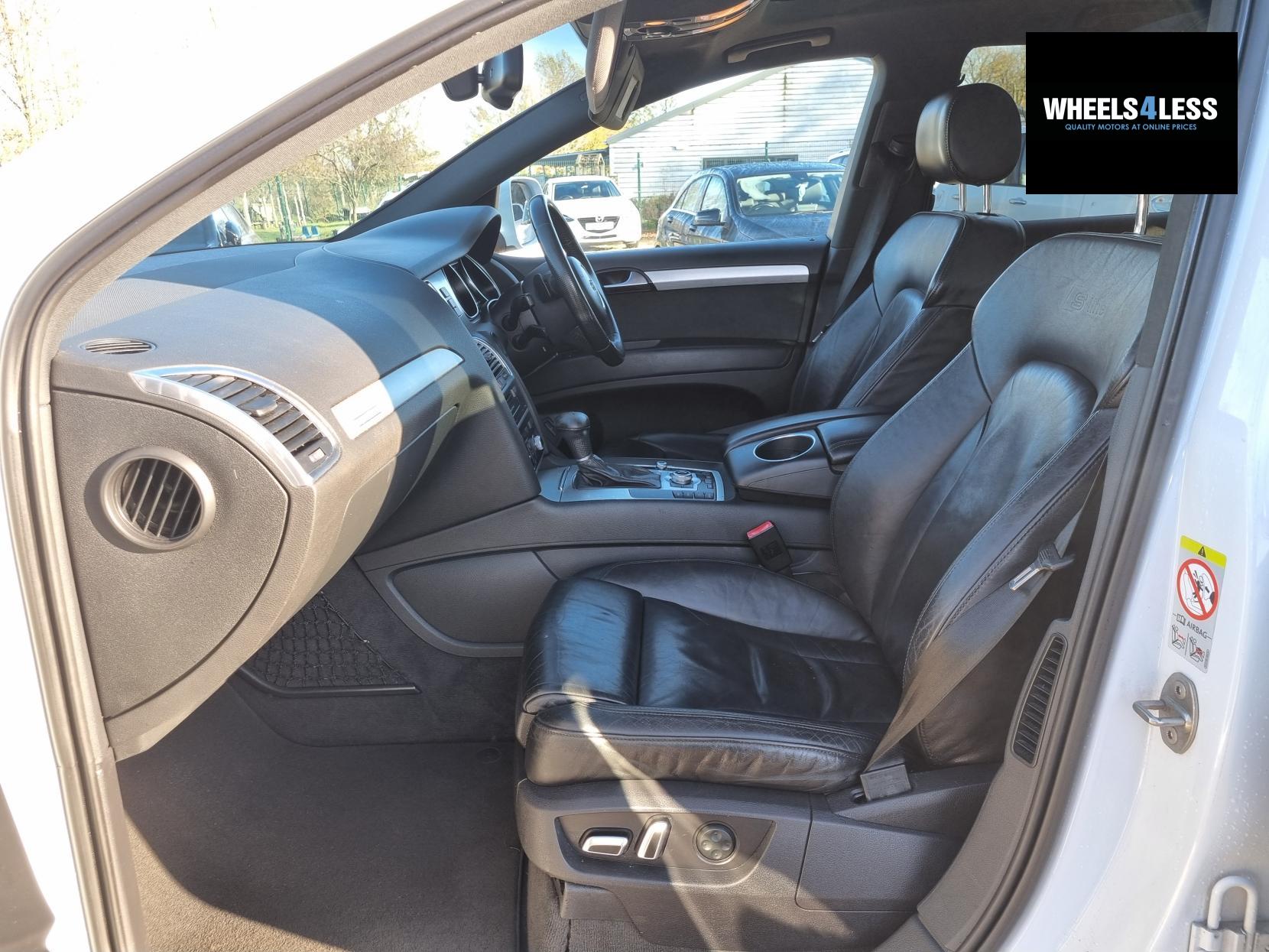 Audi Q7 3.0 TDI V6 S line Plus SUV 5dr Diesel Tiptronic quattro Euro 5 (s/s) (245 ps)