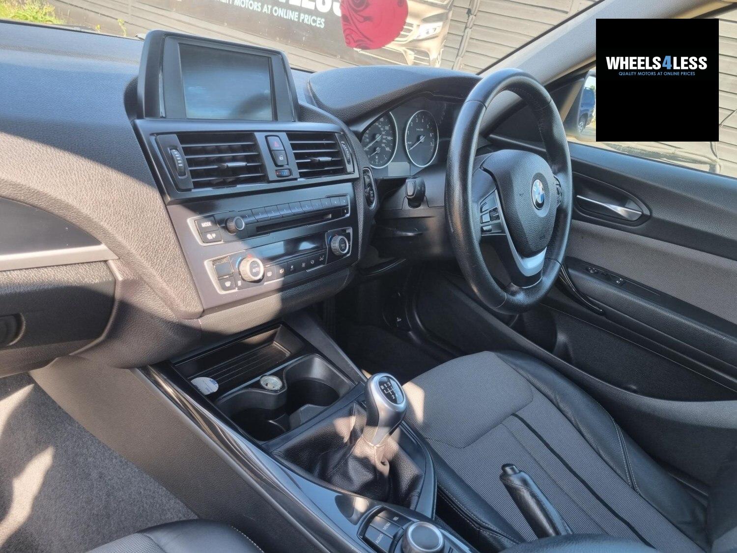 BMW 1 SERIES 118i Urban 3dr