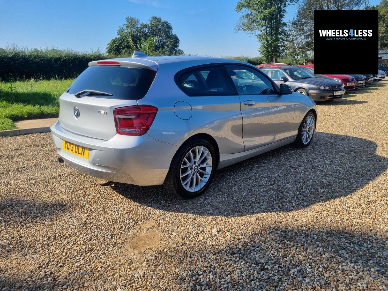 BMW 1 SERIES 118i Urban 3dr