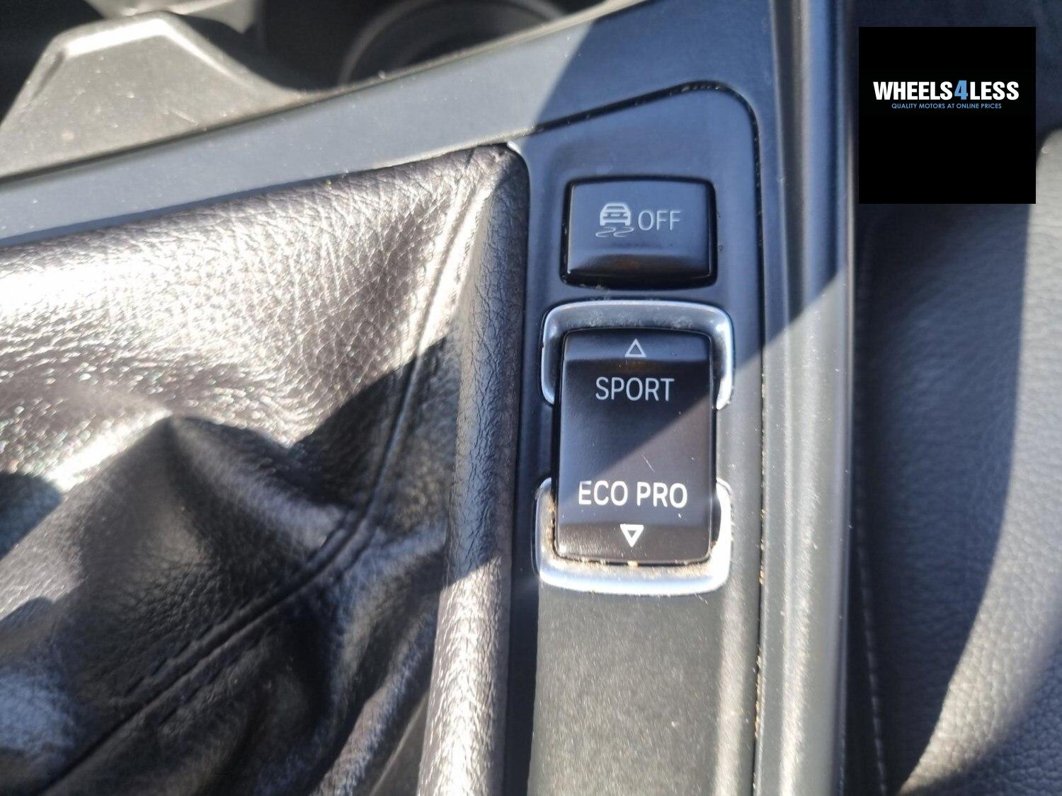 BMW 1 SERIES 118i Urban 3dr