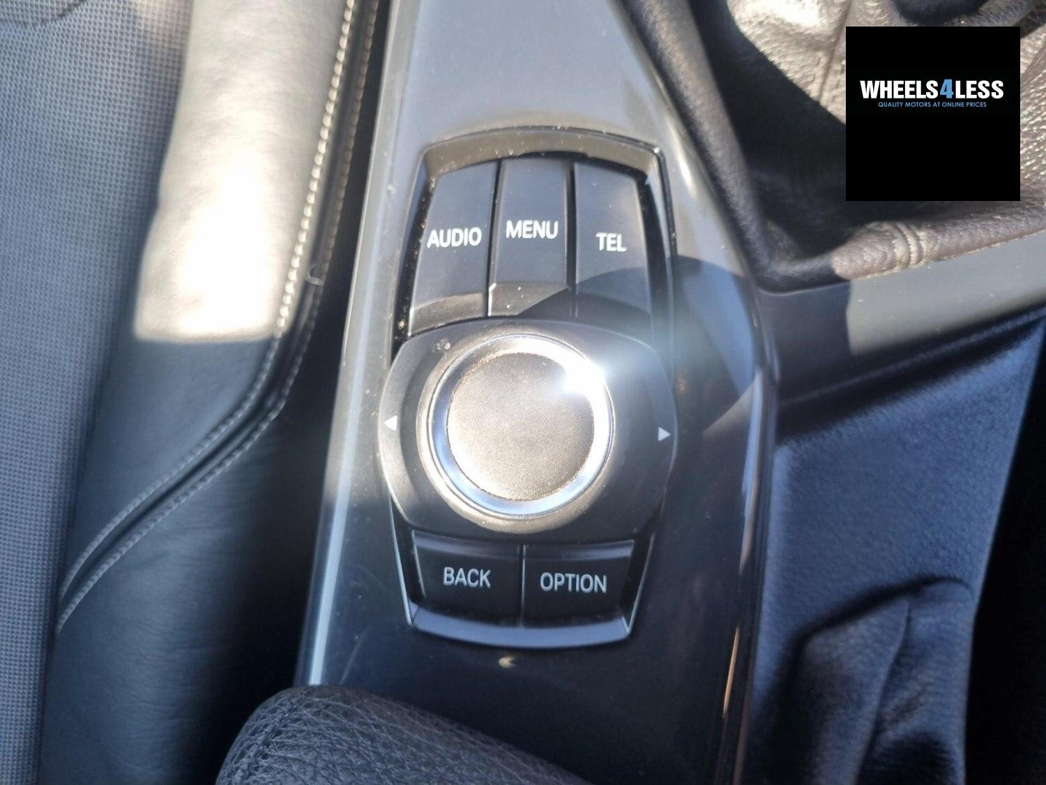 BMW 1 SERIES 118i Urban 3dr