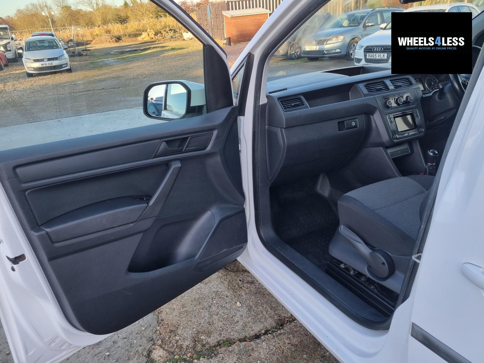 Volkswagen Caddy 2.0 TDI C20 BlueMotion Tech Trendline SWB Euro 6 (s/s) 5dr