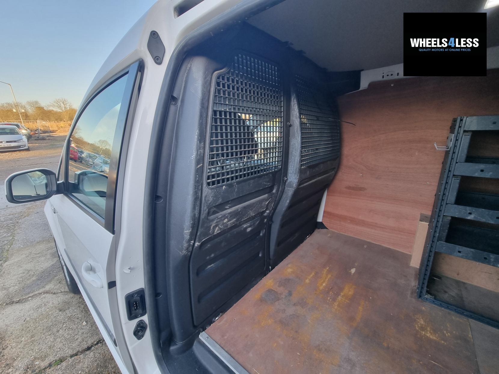 Volkswagen Caddy 2.0 TDI C20 BlueMotion Tech Trendline SWB Euro 6 (s/s) 5dr