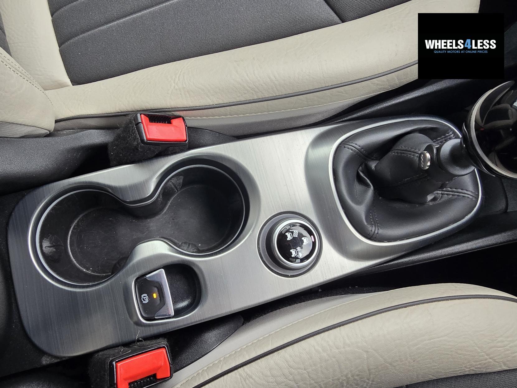 Fiat 500X 1.4 MultiAir Lounge SUV 5dr Petrol Manual Euro 6 (s/s) (140 ps)