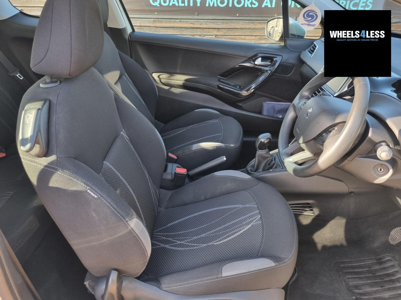 Peugeot 208 1.0 VTi Active Euro 5 3dr