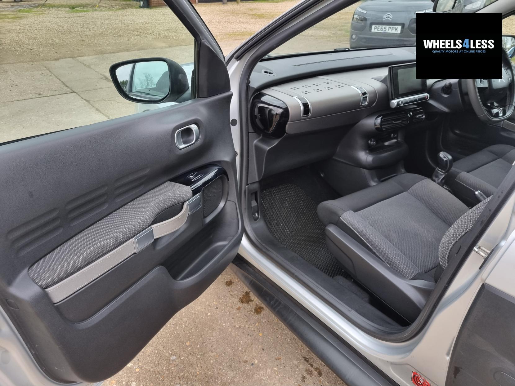 Citroen C4 Cactus 1.2 PureTech Feel Euro 6 5dr (Euro 6)