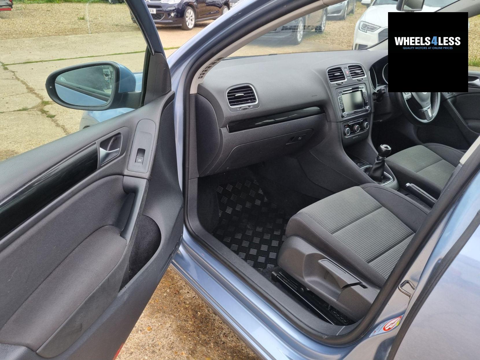 Volkswagen Golf 1.6 TDI Match Euro 5 5dr