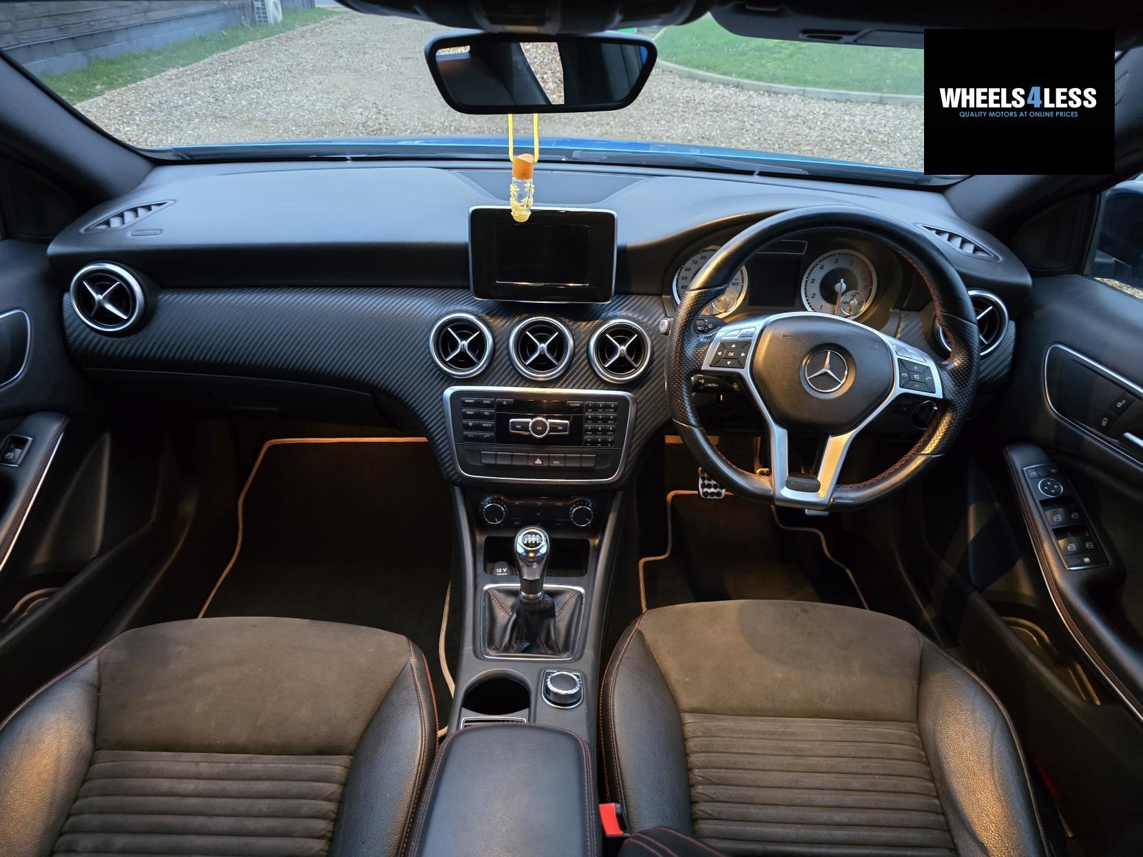 Mercedes-Benz A Class 1.6 A200 BlueEfficiency AMG Sport Hatchback 5dr Petrol Manual Euro 6 (s/s) (156 ps)