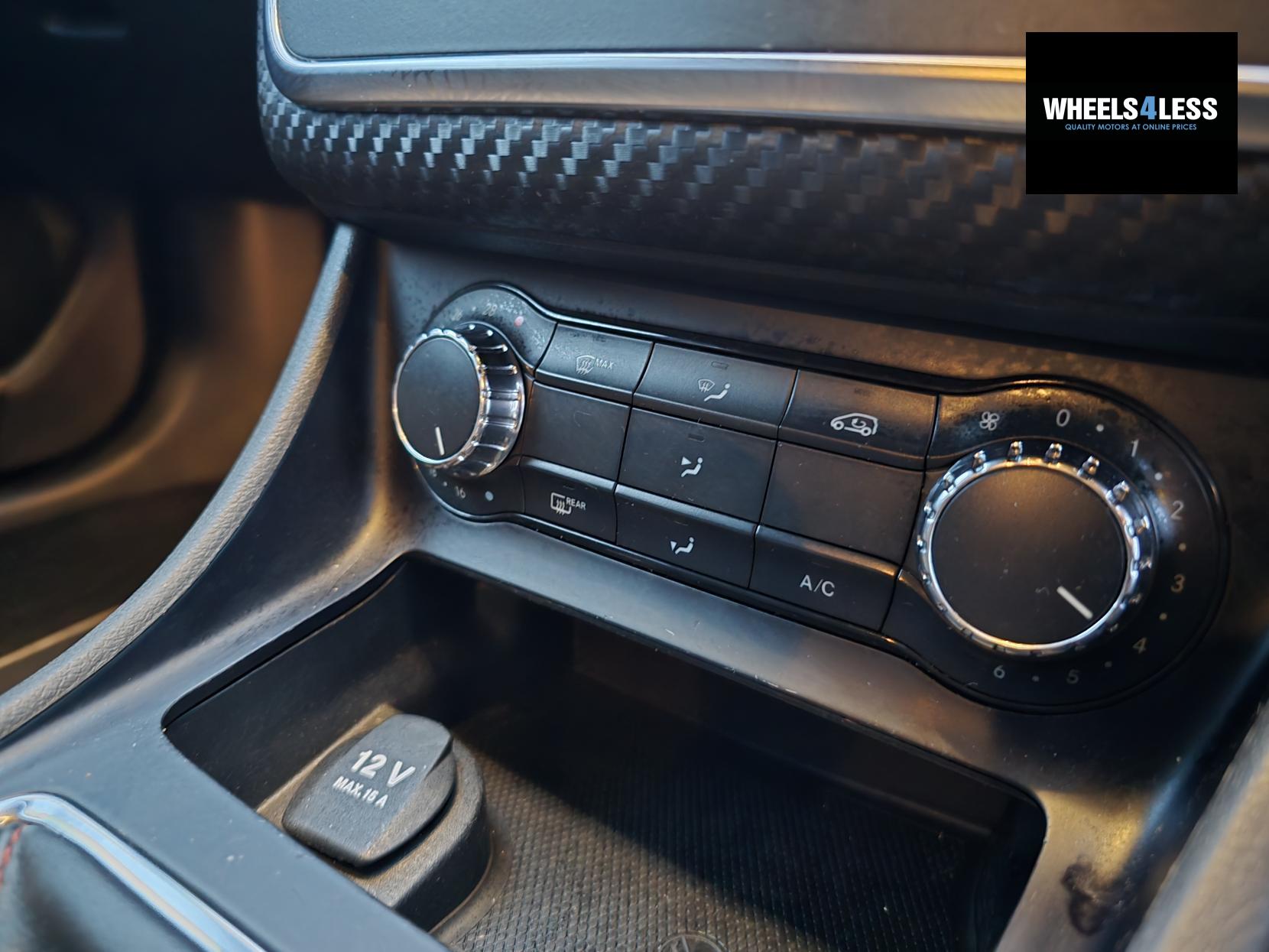 Mercedes-Benz A Class 1.6 A200 BlueEfficiency AMG Sport Hatchback 5dr Petrol Manual Euro 6 (s/s) (156 ps)