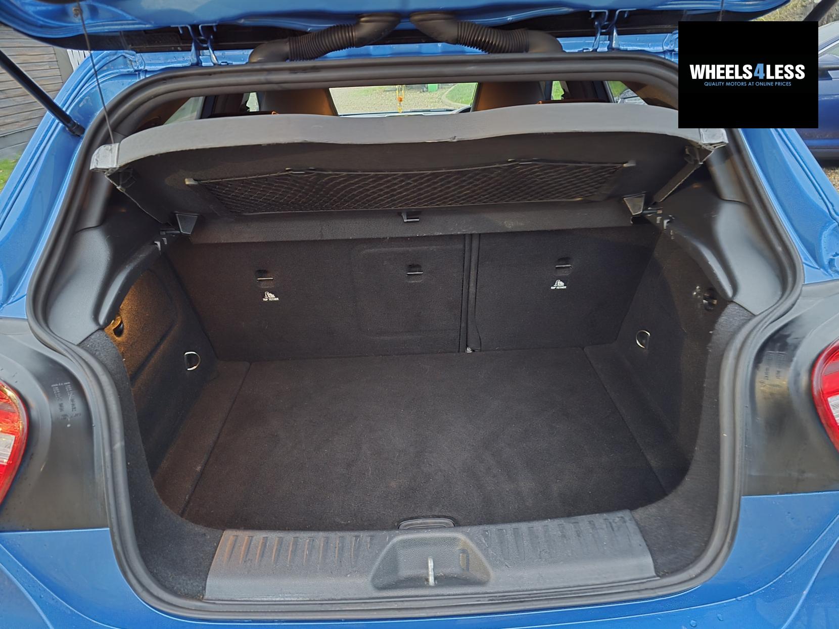 Mercedes-Benz A Class 1.6 A200 BlueEfficiency AMG Sport Hatchback 5dr Petrol Manual Euro 6 (s/s) (156 ps)