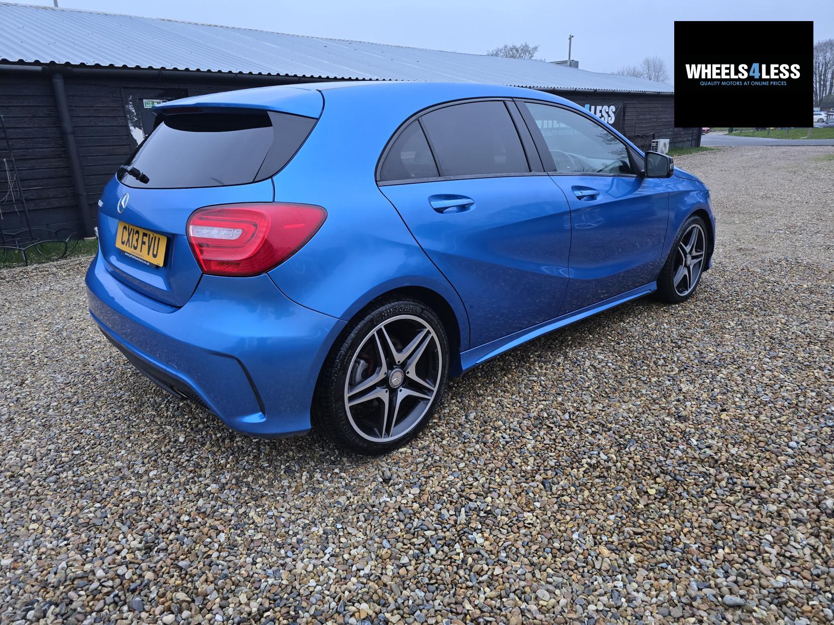 Mercedes-Benz A Class 1.6 A200 BlueEfficiency AMG Sport Hatchback 5dr Petrol Manual Euro 6 (s/s) (156 ps)