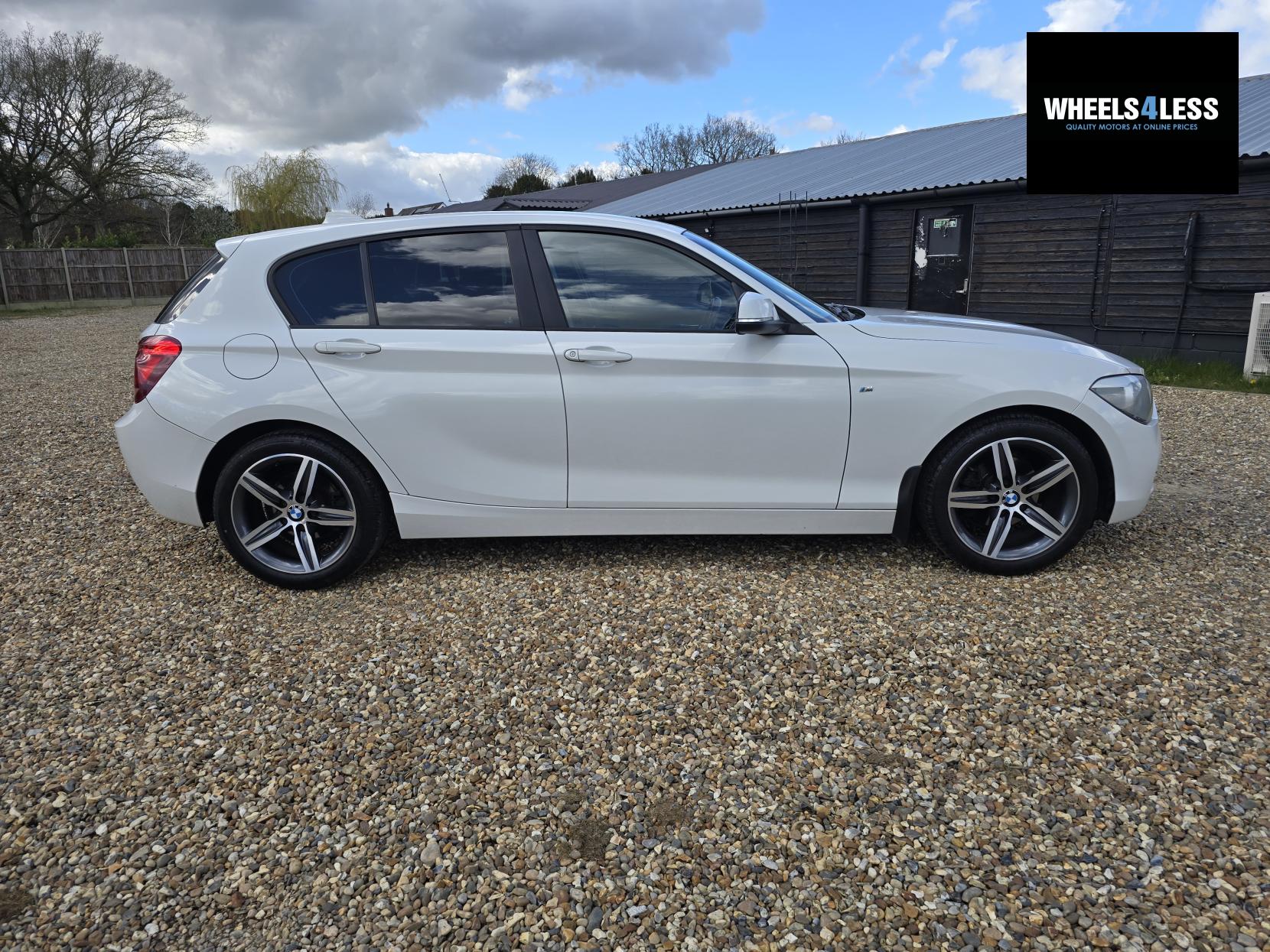 BMW 1 Series 1.6 116i Sport Hatchback 5dr Petrol Manual Euro 5 (s/s) (136 ps)