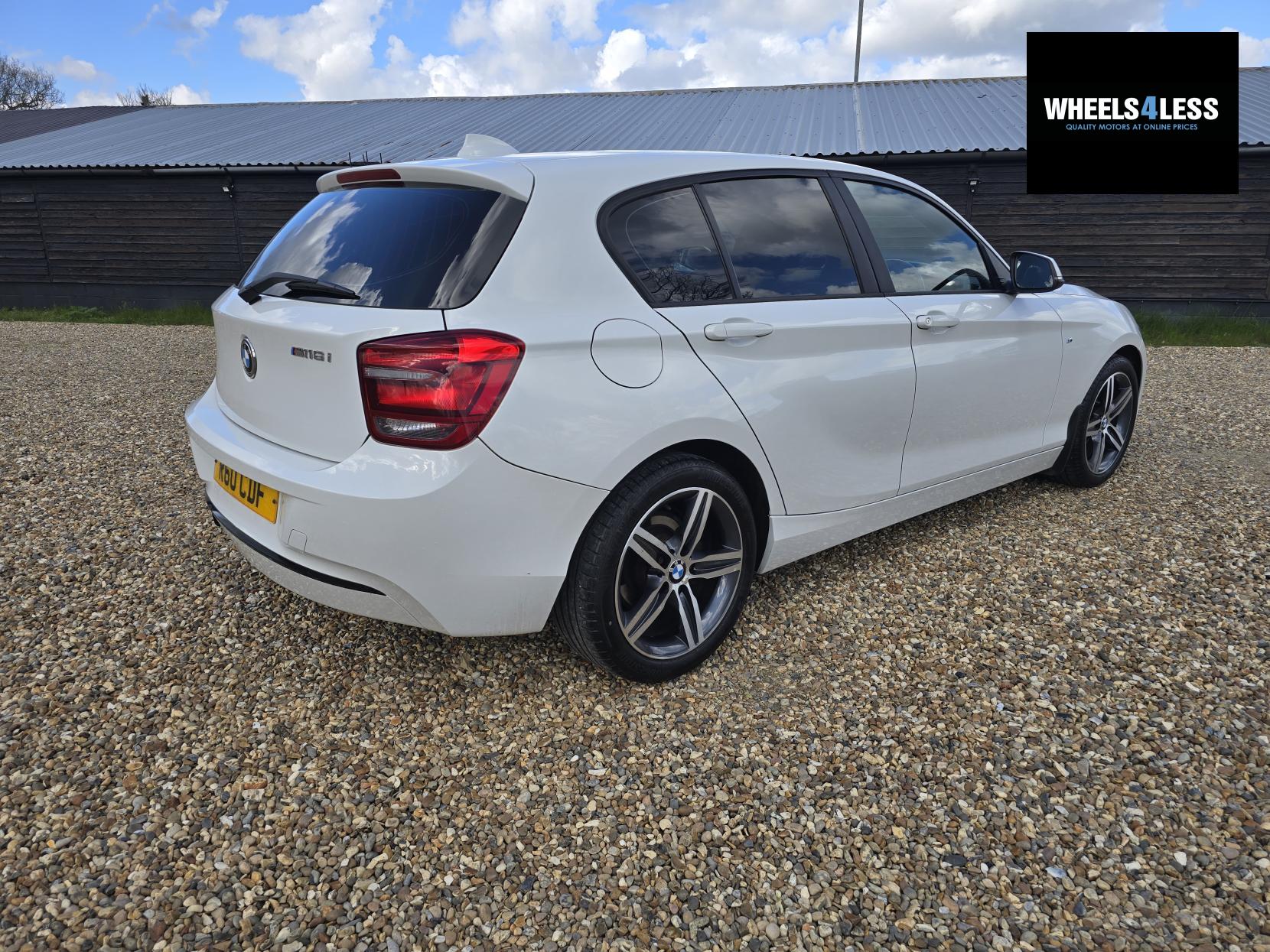 BMW 1 Series 1.6 116i Sport Hatchback 5dr Petrol Manual Euro 5 (s/s) (136 ps)