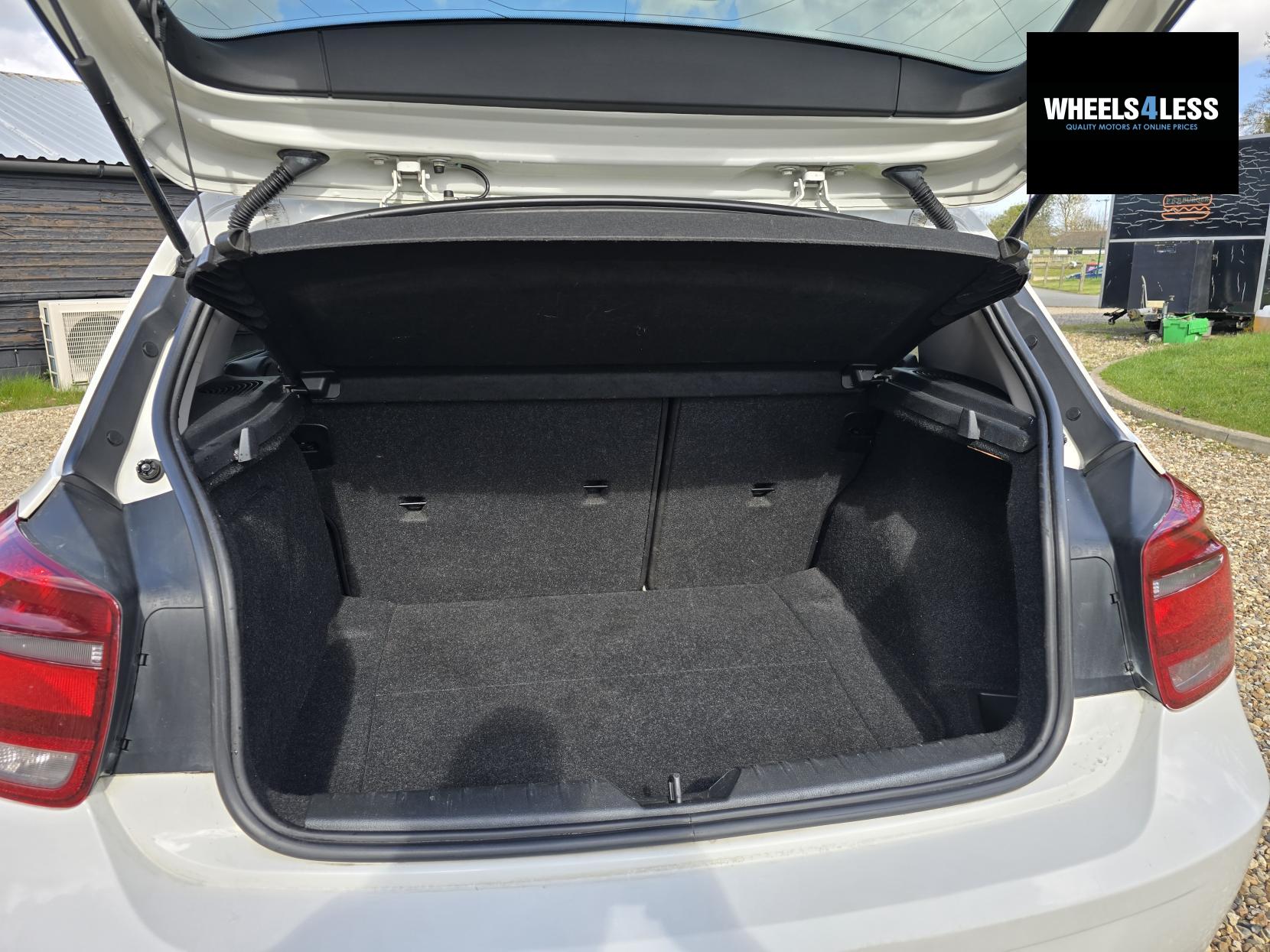 BMW 1 Series 1.6 116i Sport Hatchback 5dr Petrol Manual Euro 5 (s/s) (136 ps)