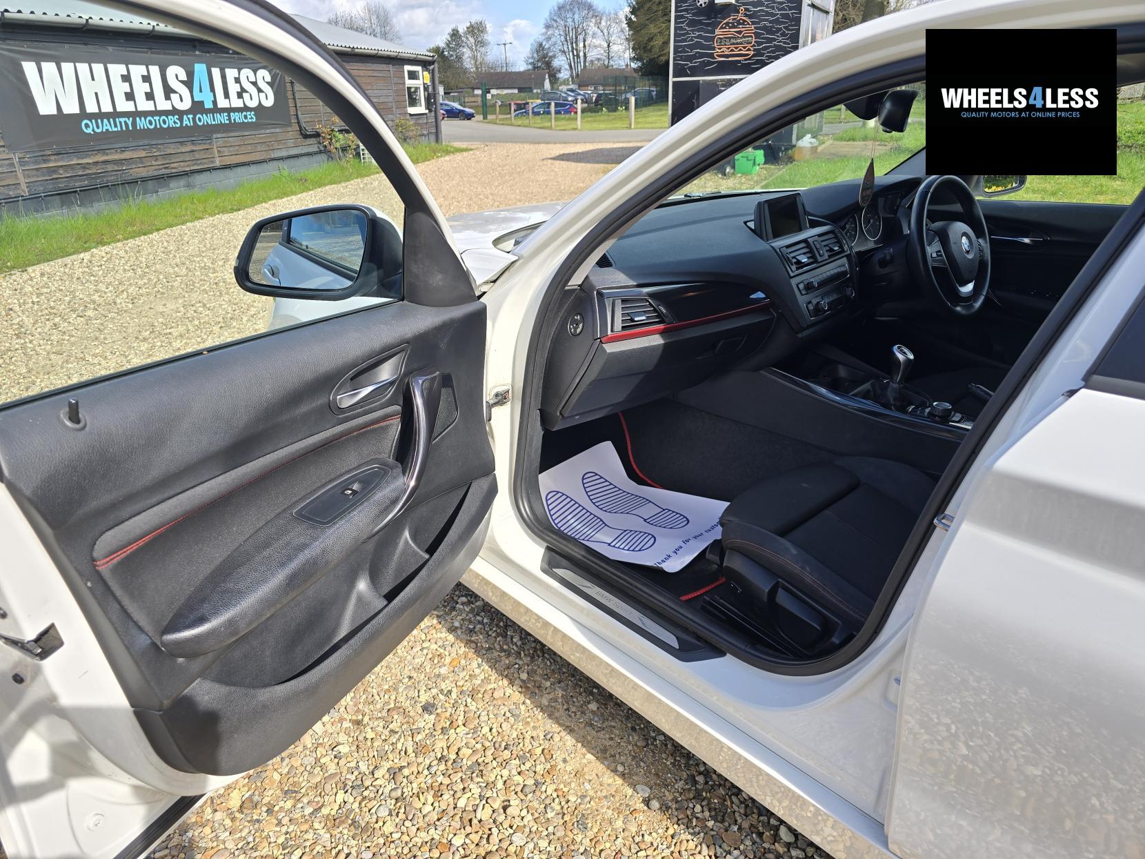 BMW 1 Series 1.6 116i Sport Hatchback 5dr Petrol Manual Euro 5 (s/s) (136 ps)