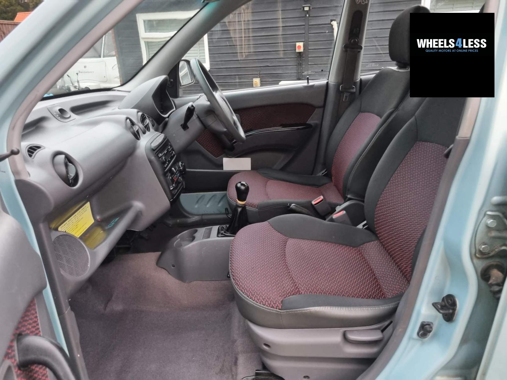 Hyundai Amica 1.1 GSi 5dr