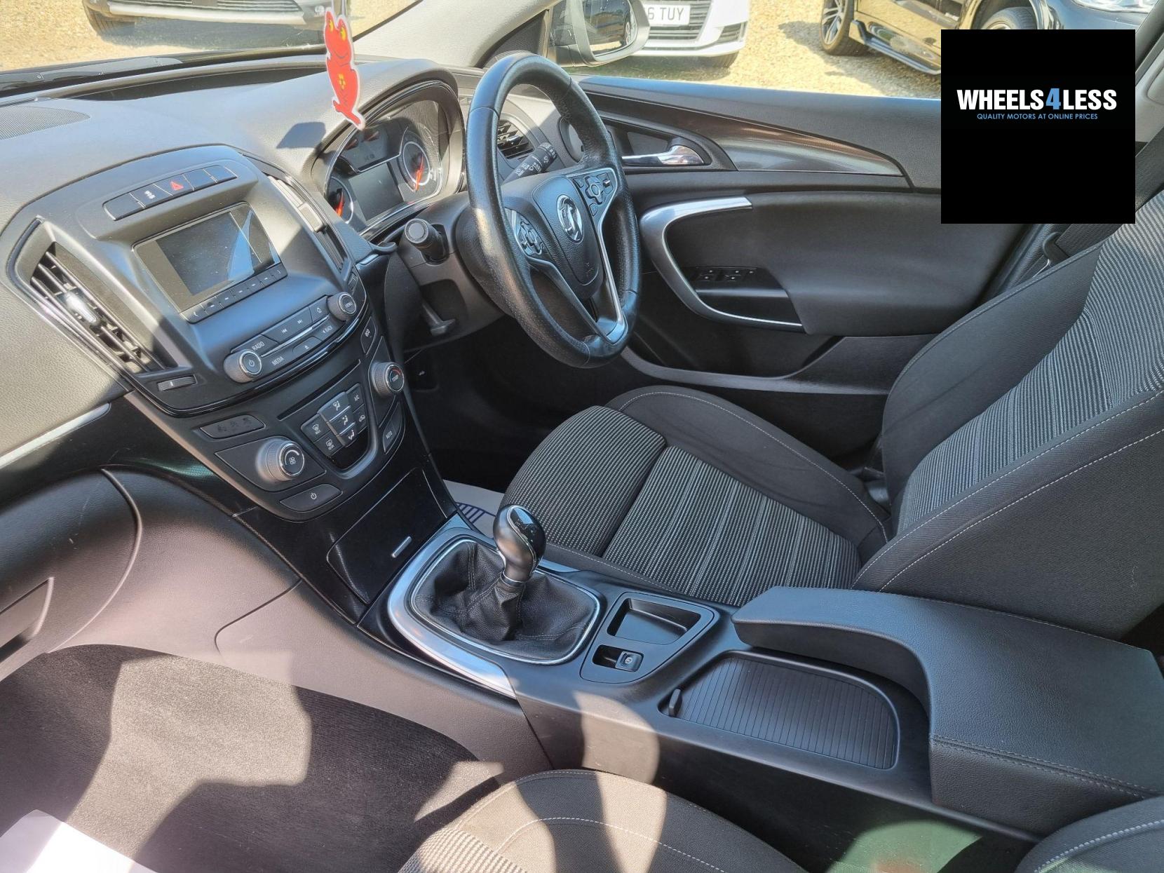 Vauxhall Insignia 1.6 CDTi ecoFLEX SRi Euro 6 (s/s) 5dr