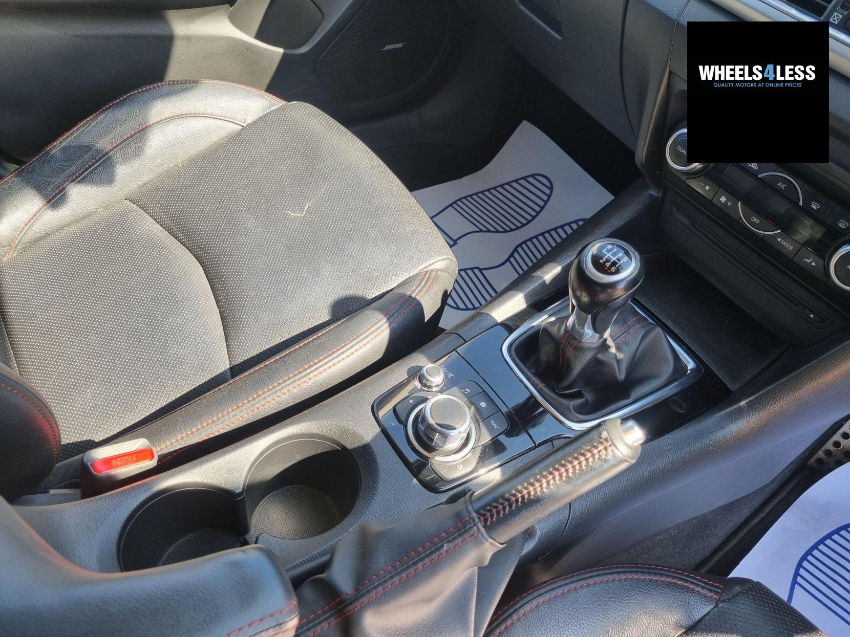 Mazda Mazda3 2.0 SKYACTIV-G Sport Nav Euro 5 (s/s) 5dr