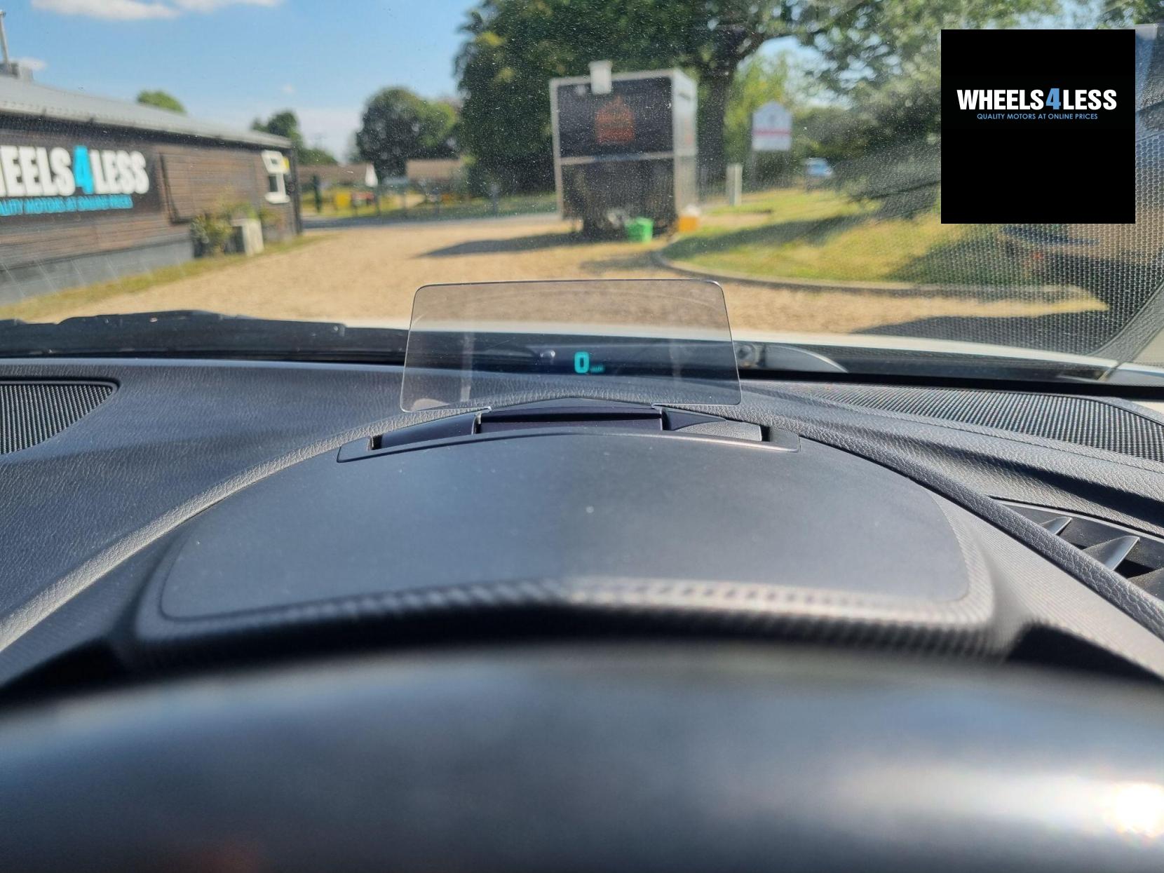 Mazda Mazda3 2.0 SKYACTIV-G Sport Nav Euro 5 (s/s) 5dr