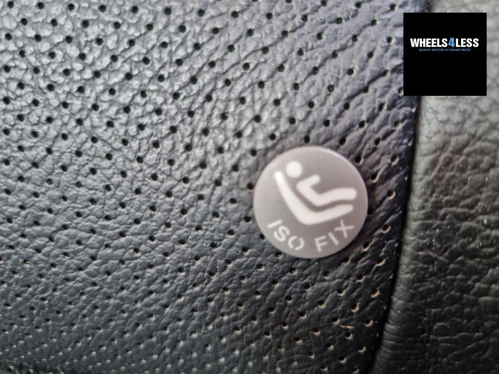 Mazda Mazda3 2.0 SKYACTIV-G Sport Nav Euro 5 (s/s) 5dr