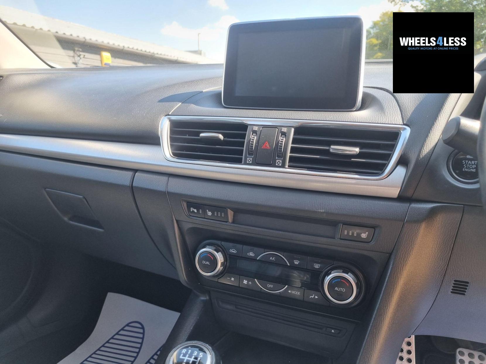 Mazda Mazda3 2.0 SKYACTIV-G Sport Nav Euro 5 (s/s) 5dr