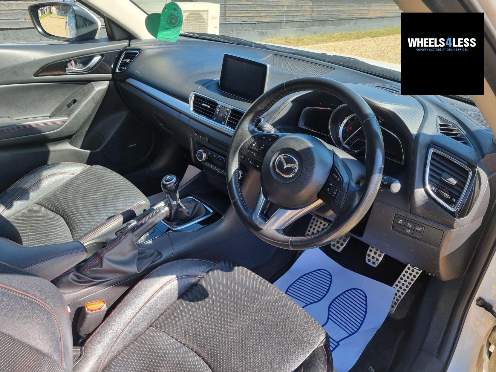 Mazda Mazda3 2.0 SKYACTIV-G Sport Nav Euro 5 (s/s) 5dr