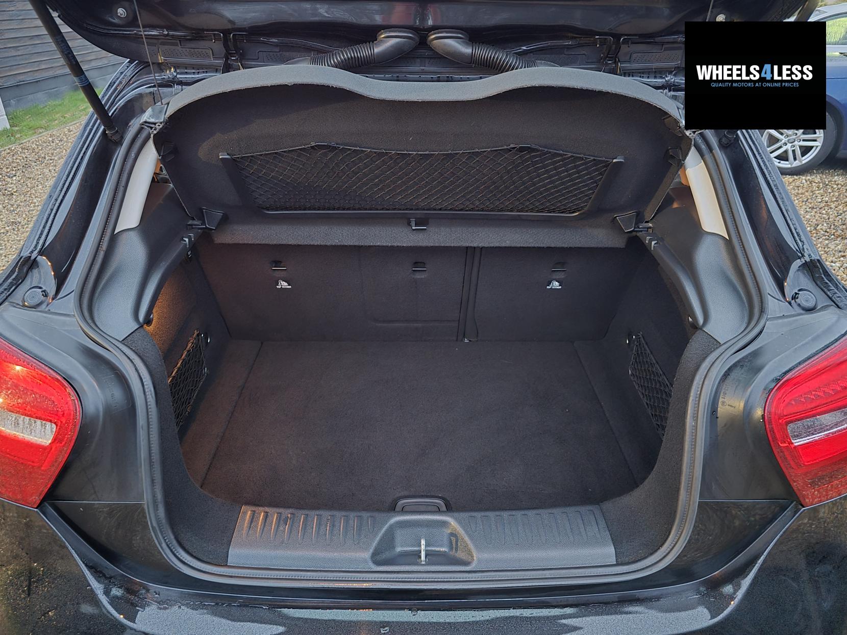 Mercedes-Benz A Class 1.6 A180 Sport 7G-DCT Euro 6 (s/s) 5dr