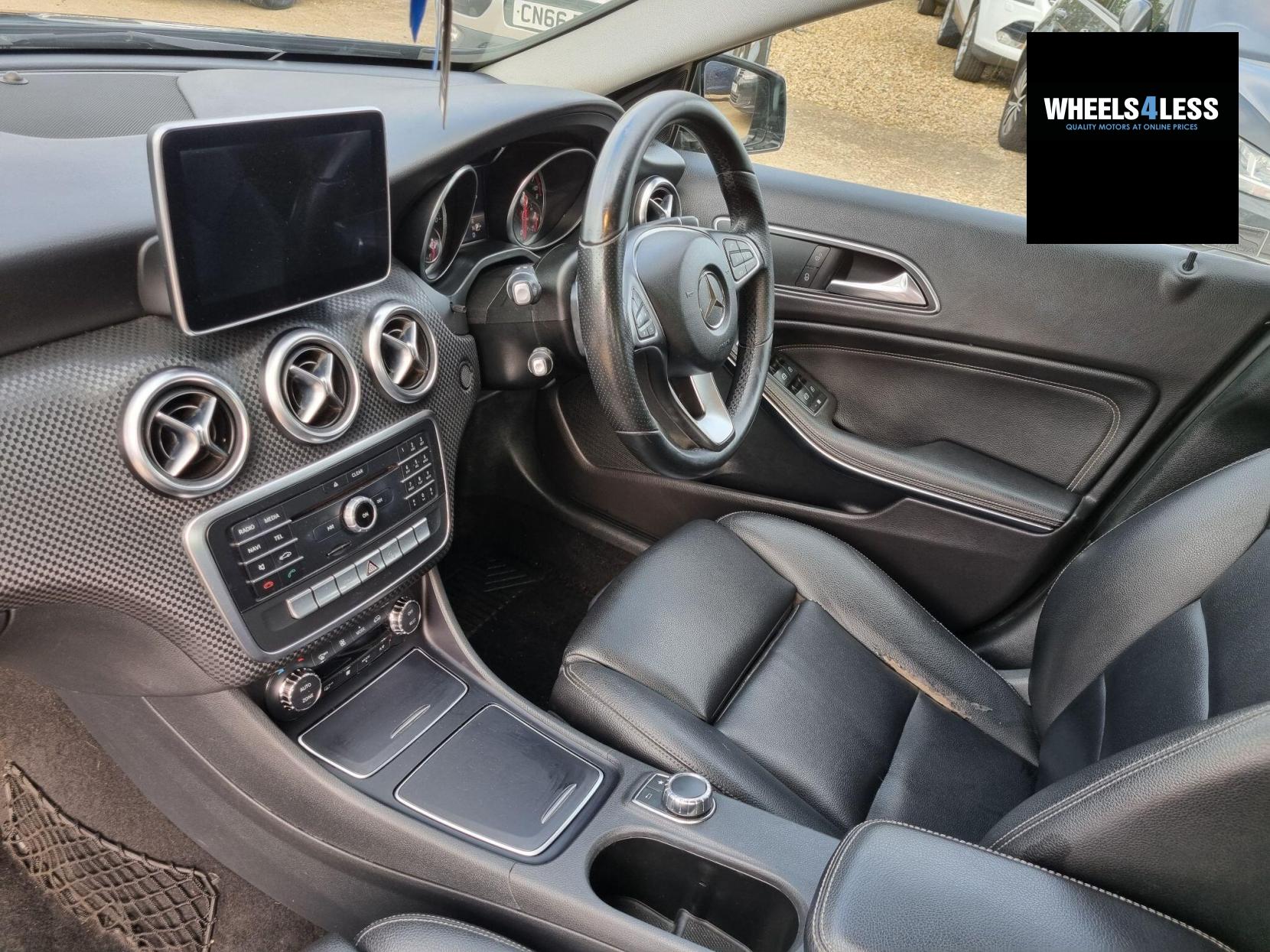 Mercedes-Benz A Class 1.6 A180 Sport 7G-DCT Euro 6 (s/s) 5dr