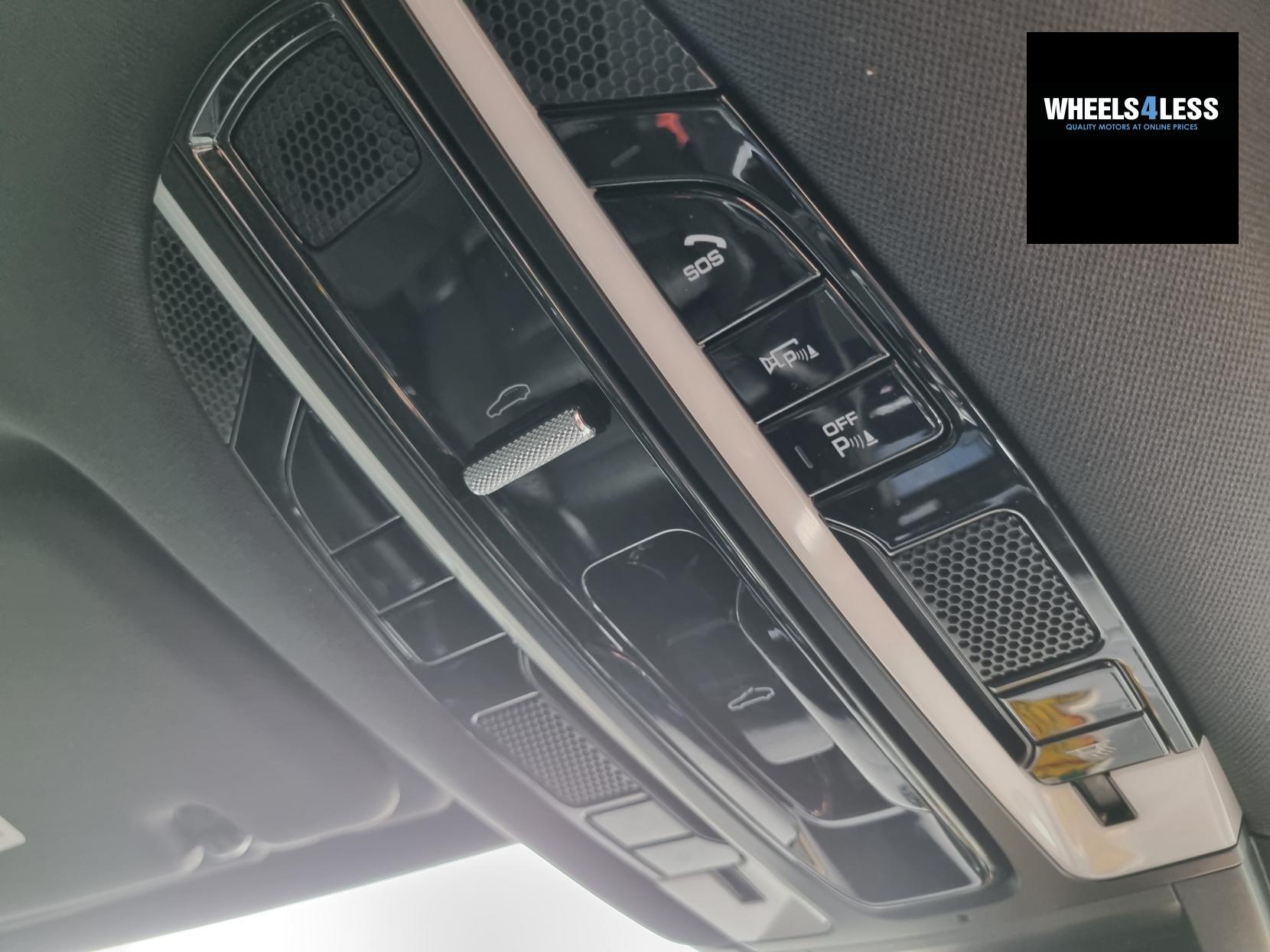 Porsche Cayenne 2.9T V6 S TiptronicS 4WD Euro 6 (s/s) 5dr