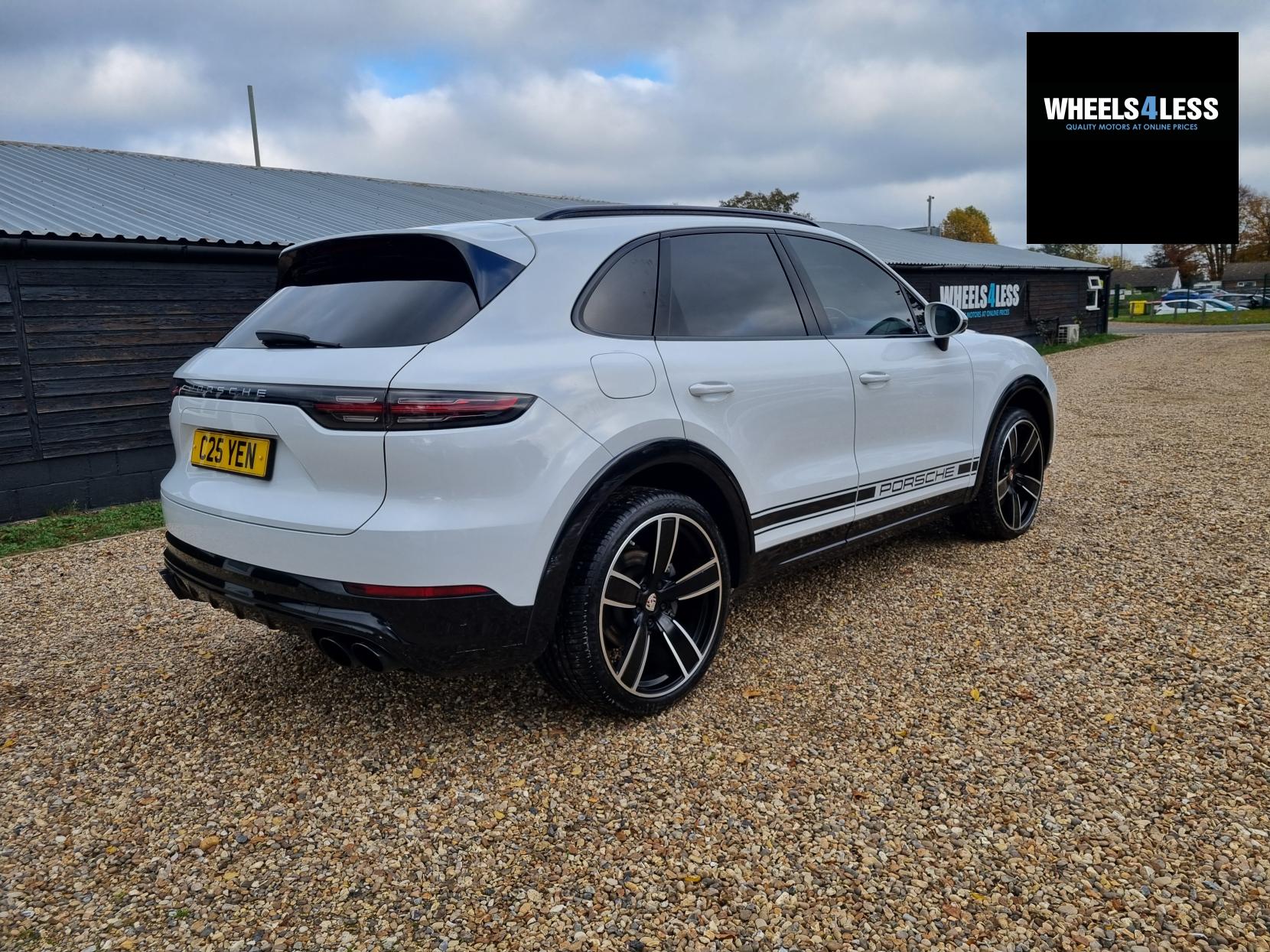 Porsche Cayenne 2.9T V6 S TiptronicS 4WD Euro 6 (s/s) 5dr