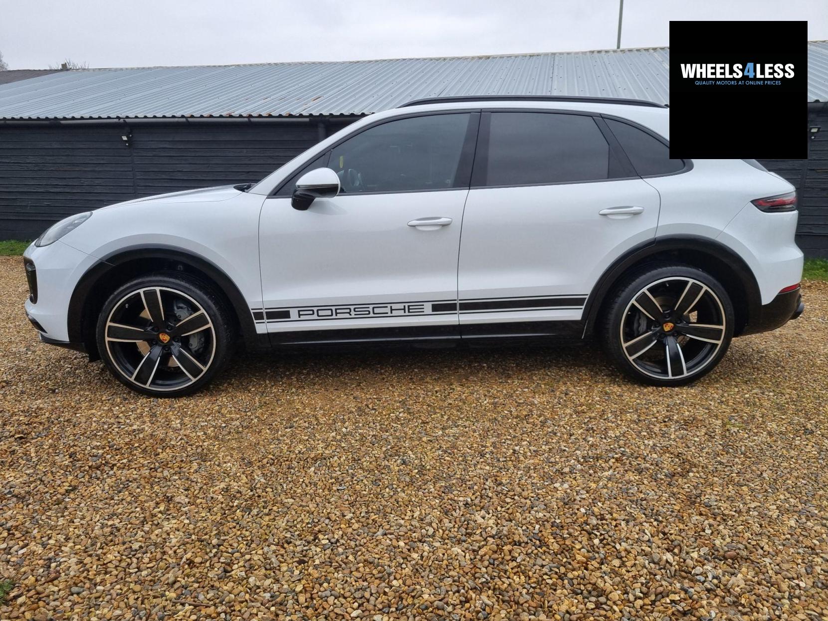Porsche Cayenne 2.9T V6 S TiptronicS 4WD Euro 6 (s/s) 5dr