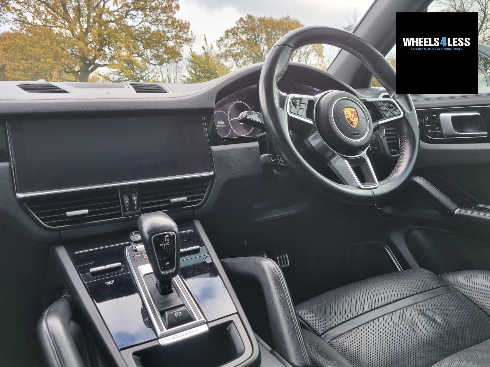 Porsche Cayenne 2.9T V6 S TiptronicS 4WD Euro 6 (s/s) 5dr