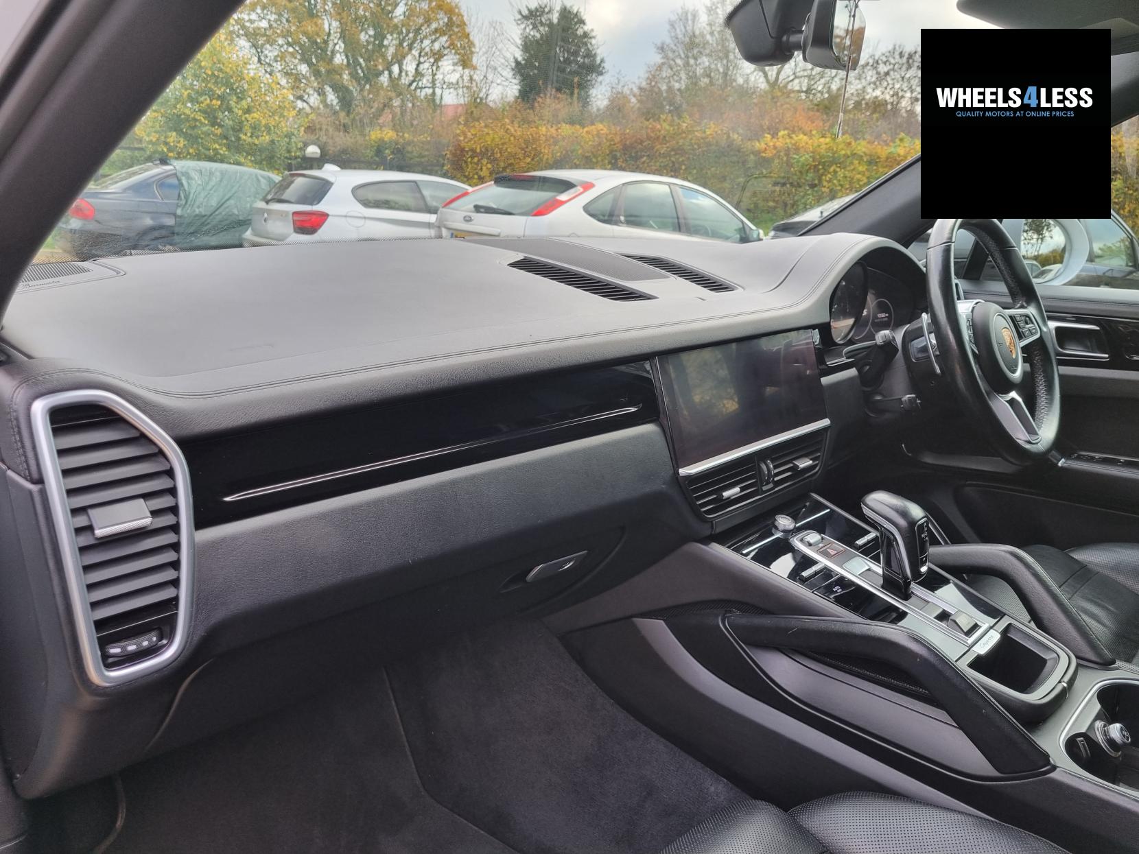 Porsche Cayenne 2.9T V6 S TiptronicS 4WD Euro 6 (s/s) 5dr