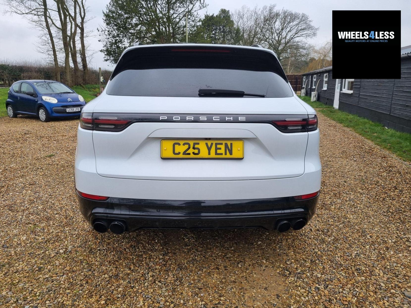 Porsche Cayenne 2.9T V6 S TiptronicS 4WD Euro 6 (s/s) 5dr