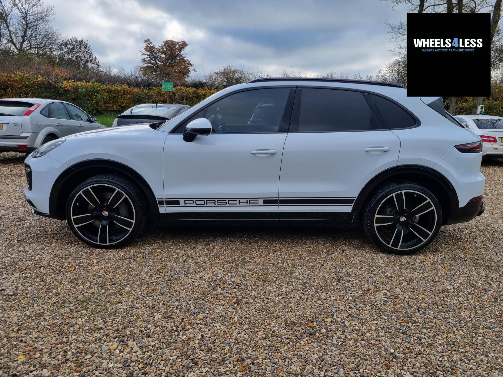 Porsche Cayenne 2.9T V6 S TiptronicS 4WD Euro 6 (s/s) 5dr
