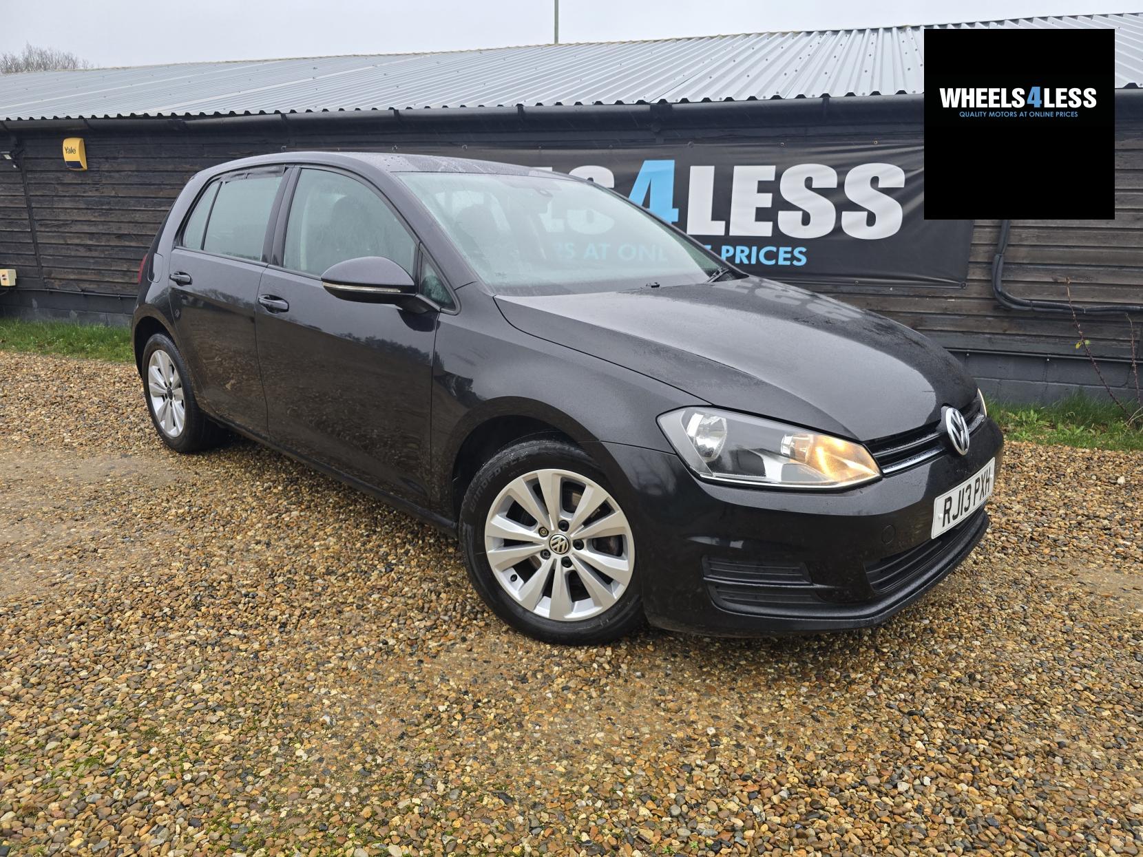 Volkswagen Golf 1.6 TDI BlueMotion Tech SE Hatchback 5dr Diesel Manual Euro 5 (s/s) (105 ps)