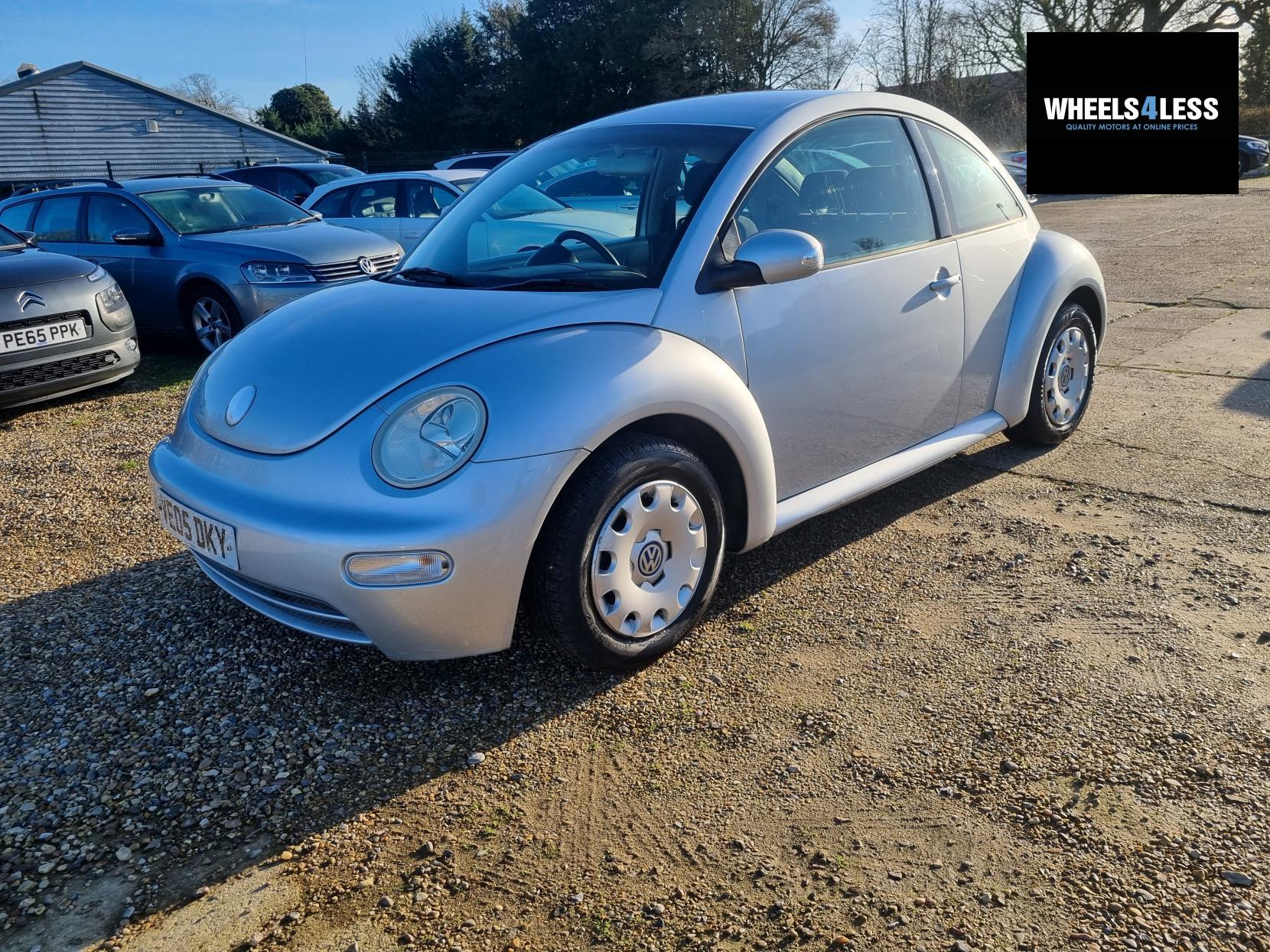 Volkswagen Beetle 1.4 16V Hatchback 3dr Petrol Manual Euro 4 (75 ps)