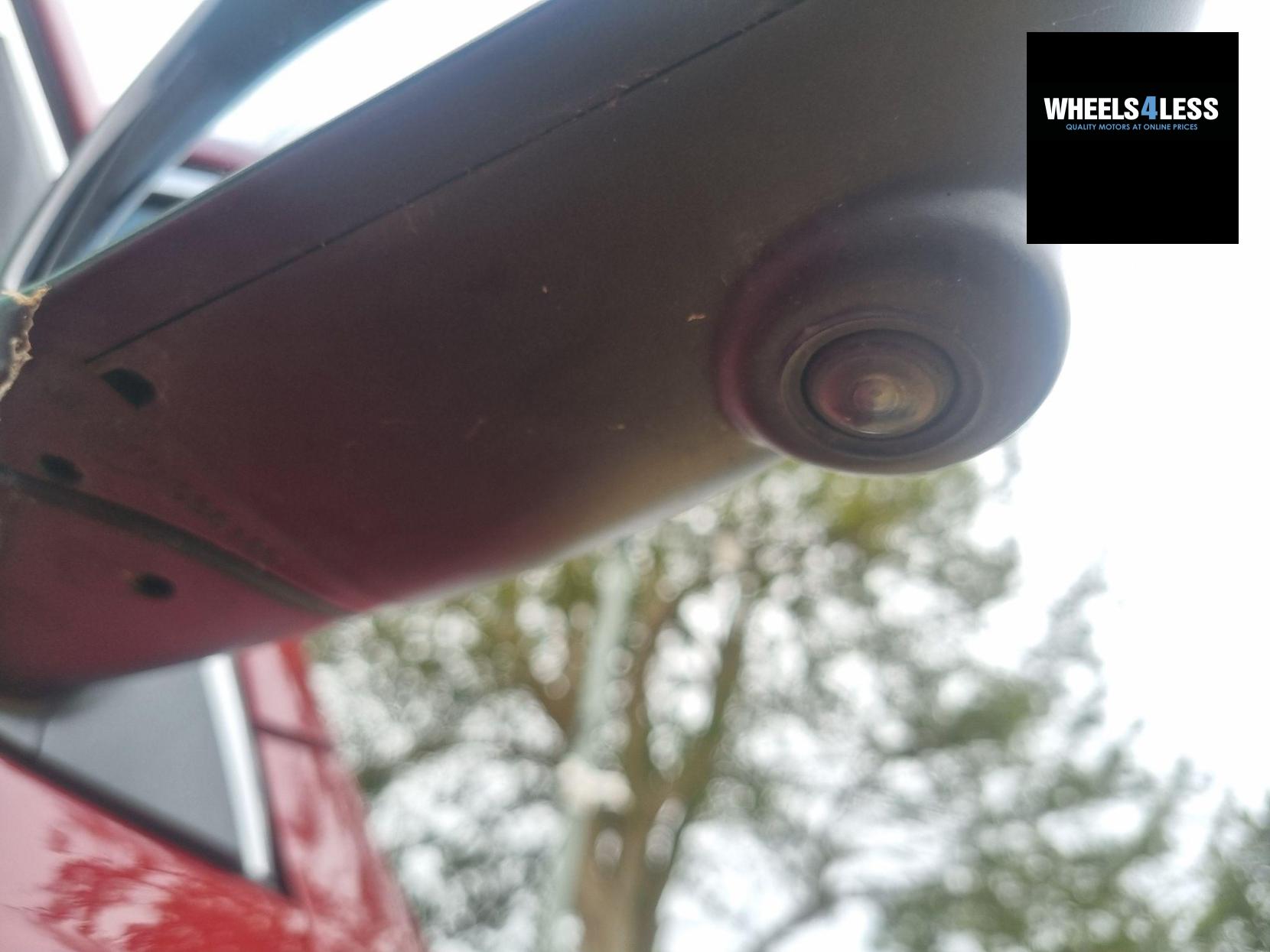 Nissan Qashqai 1.2 DIG-T N-Connecta 2WD Euro 6 (s/s) 5dr