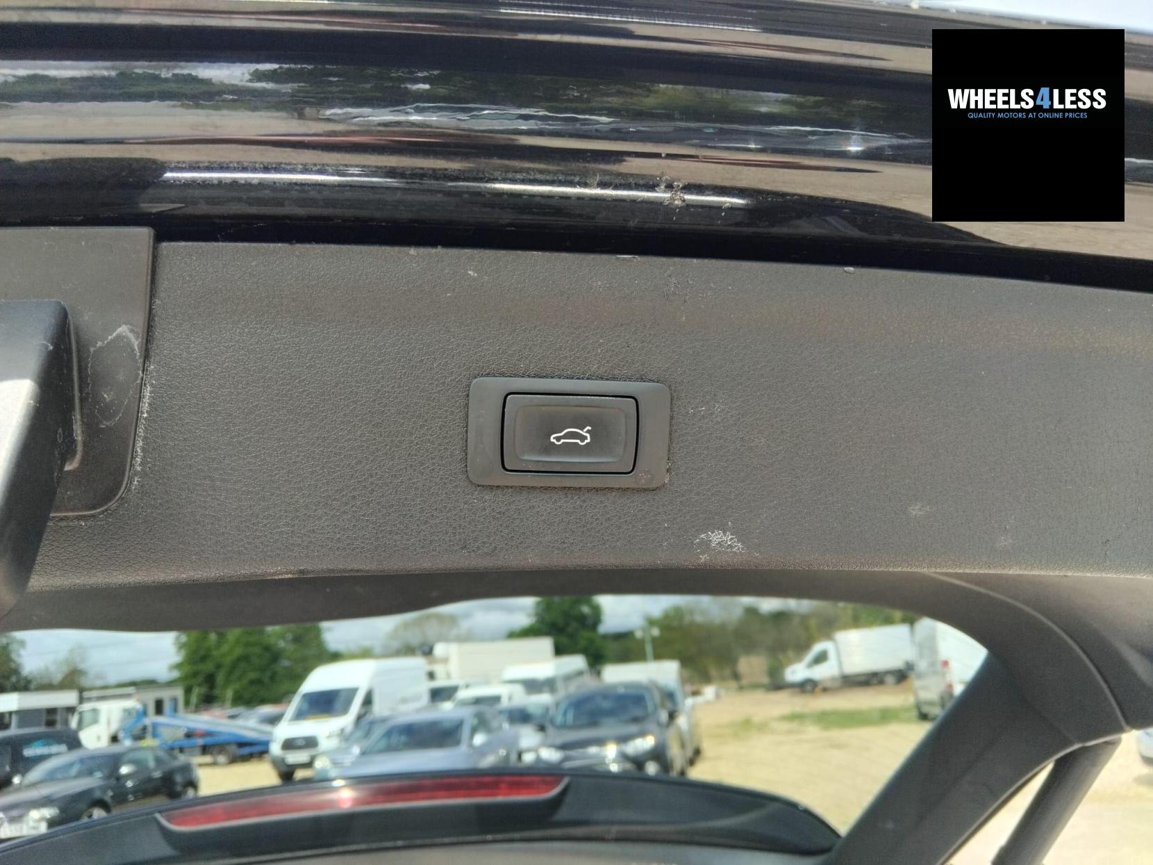 Audi Q3 1.4 TFSI CoD S line Edition S Tronic Euro 6 (s/s) 5dr