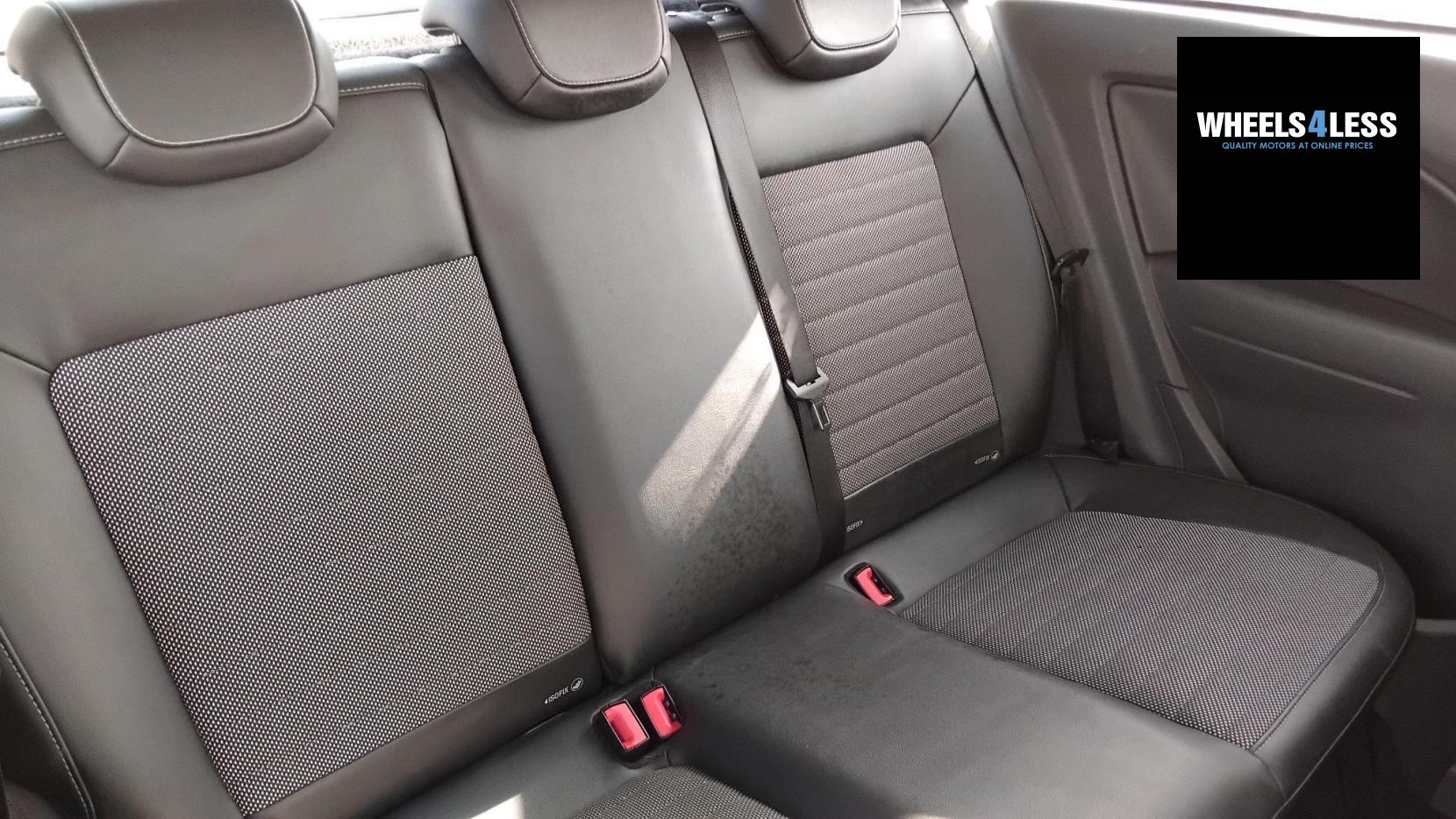 Vauxhall Corsa 1.6i Turbo 16v VXR Arctic Edition 3dr