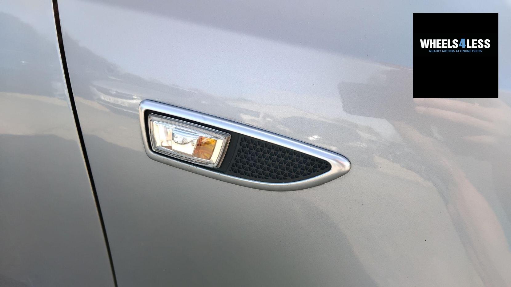 Vauxhall Corsa 1.6i Turbo 16v VXR Arctic Edition 3dr