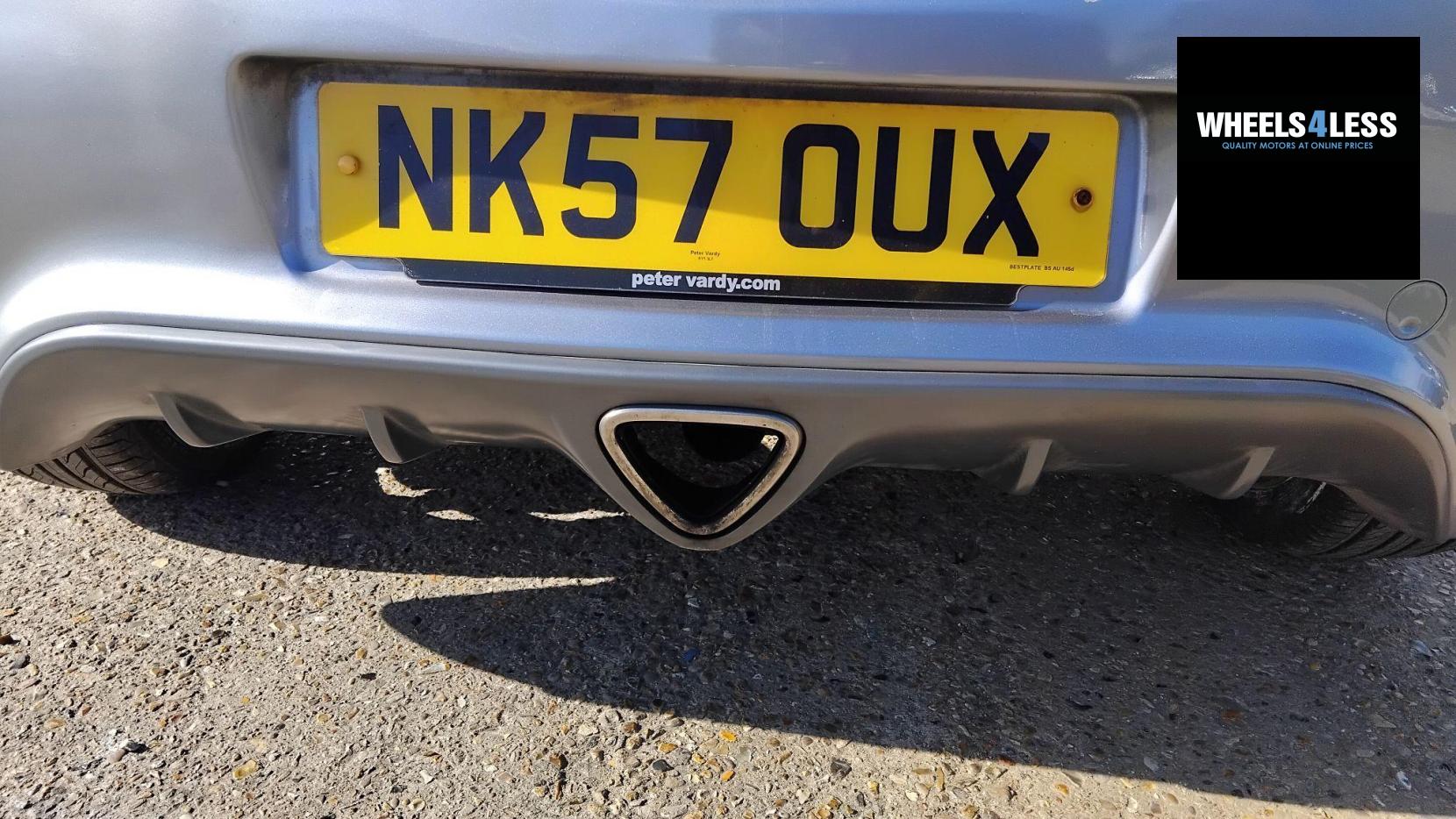 Vauxhall Corsa 1.6i Turbo 16v VXR Arctic Edition 3dr