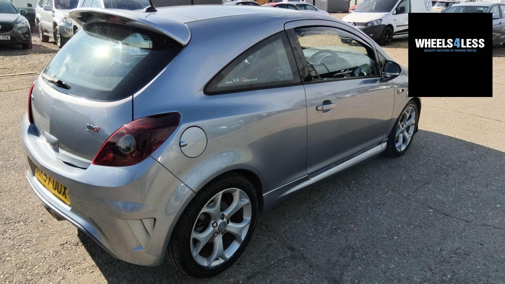 Vauxhall Corsa 1.6i Turbo 16v VXR Arctic Edition 3dr