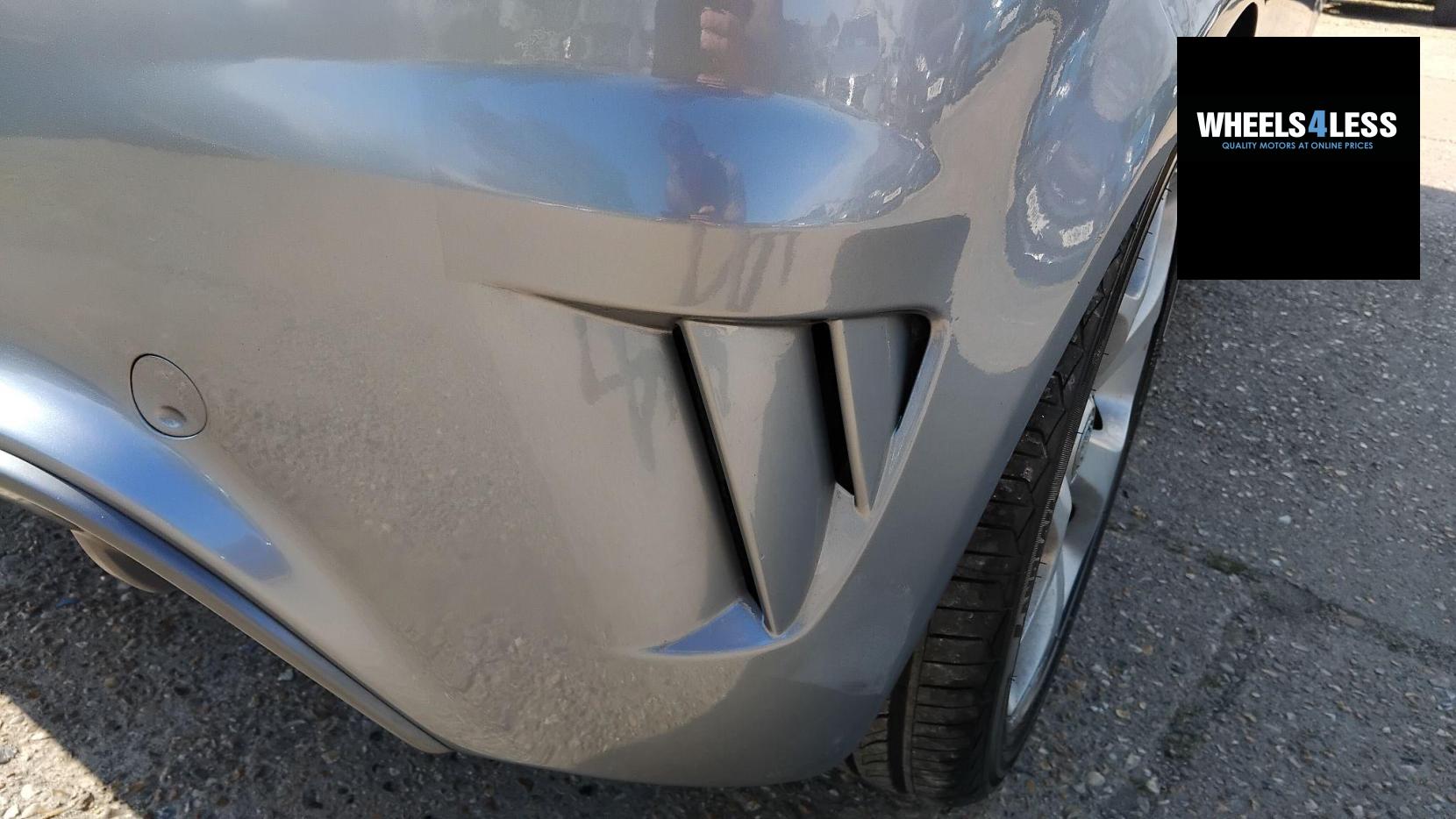 Vauxhall Corsa 1.6i Turbo 16v VXR Arctic Edition 3dr